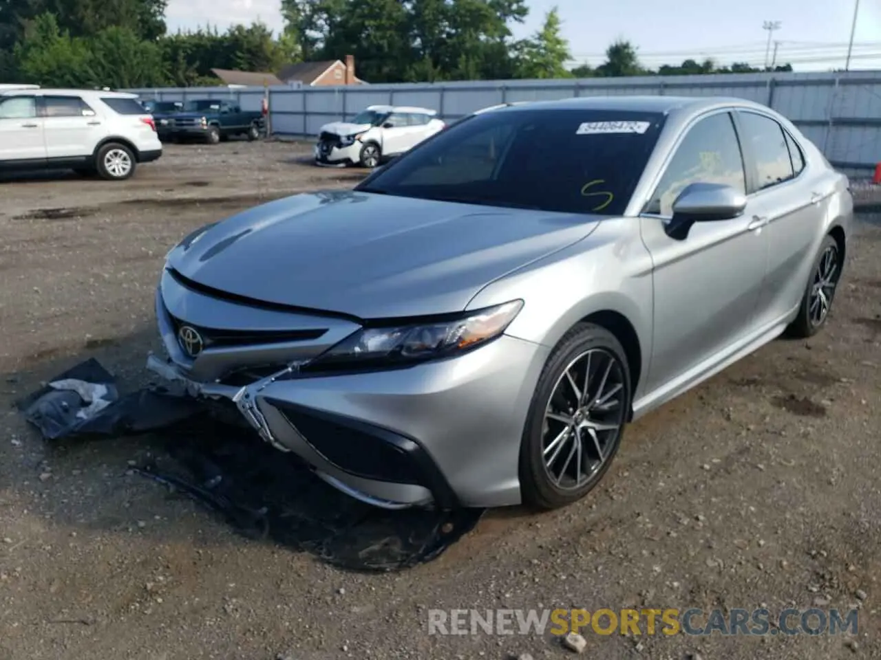 2 fotografías del automóvil dañado 4T1G11AK1MU479363 TOYOTA CAMRY 2021