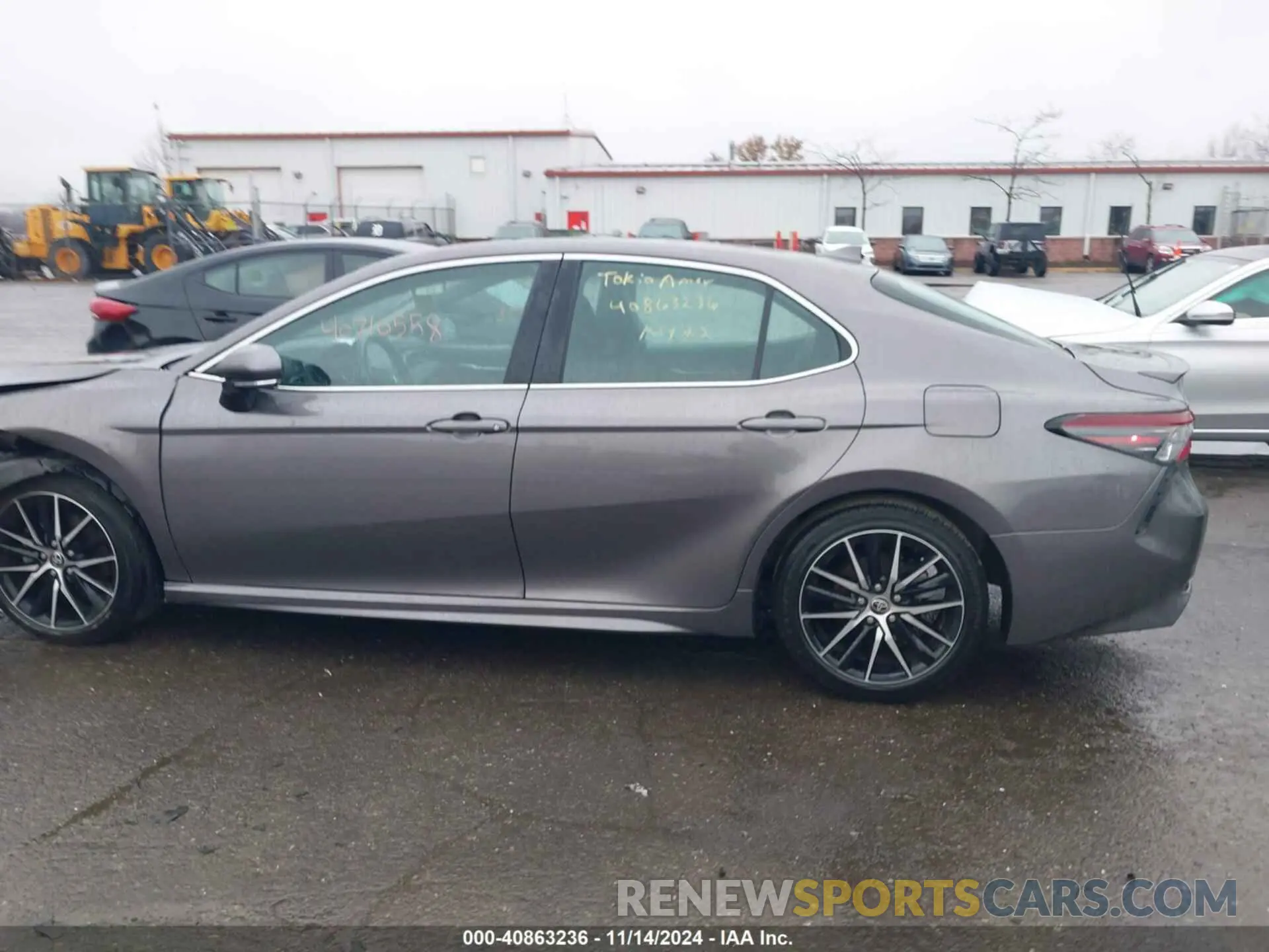 14 fotografías del automóvil dañado 4T1G11AK1MU483509 TOYOTA CAMRY 2021