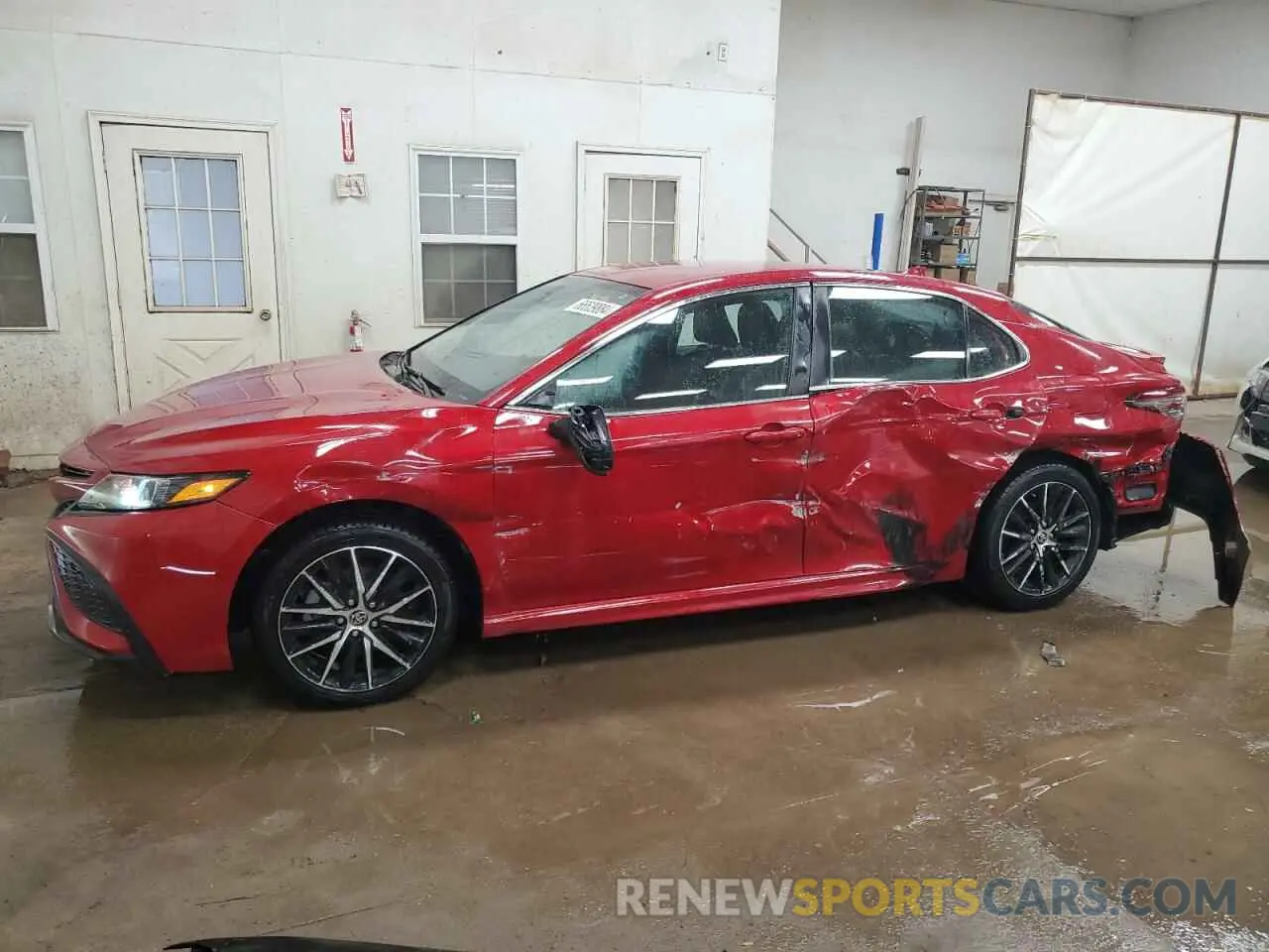 1 fotografías del automóvil dañado 4T1G11AK1MU486510 TOYOTA CAMRY 2021