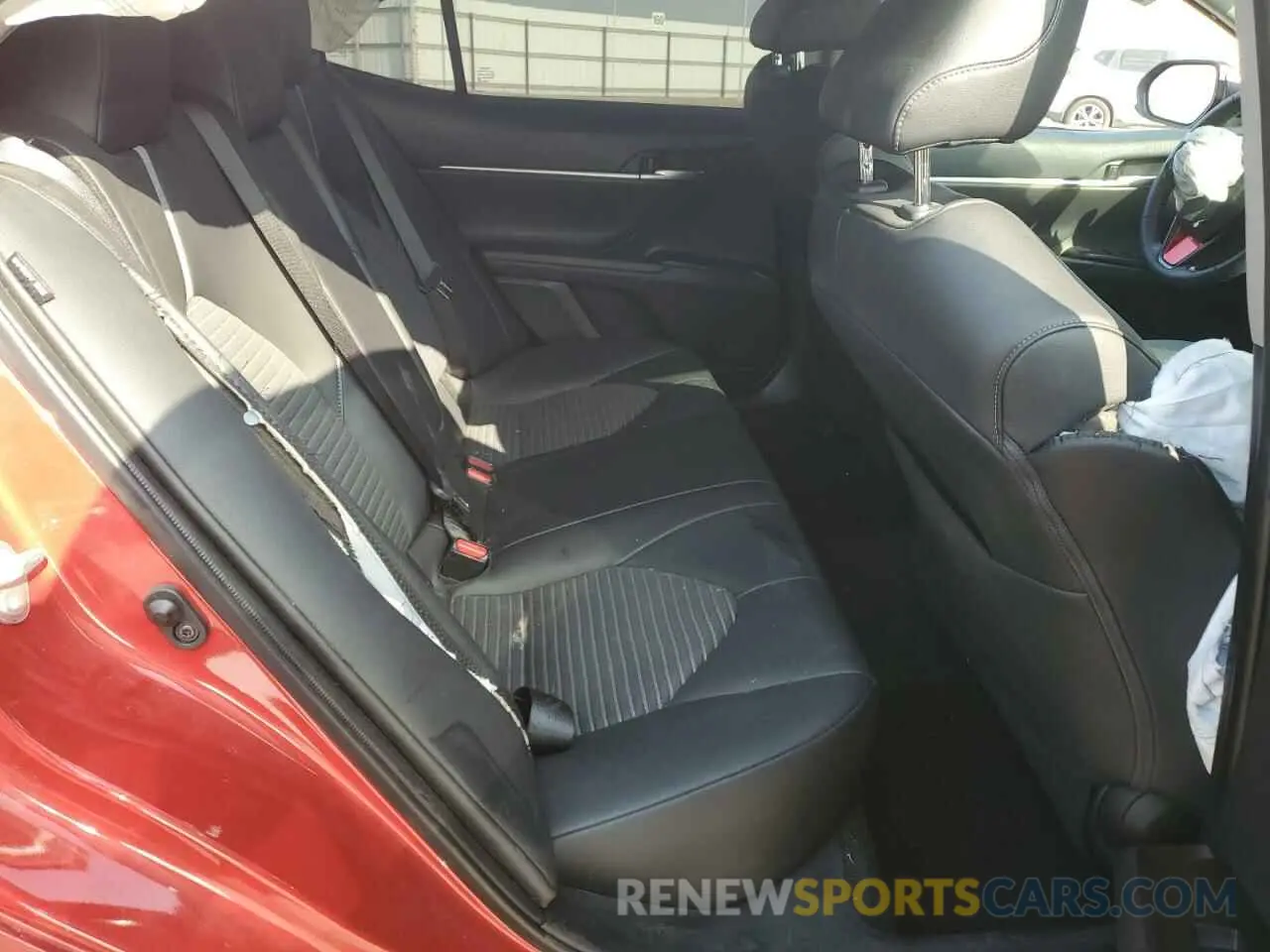 10 fotografías del automóvil dañado 4T1G11AK1MU493814 TOYOTA CAMRY 2021