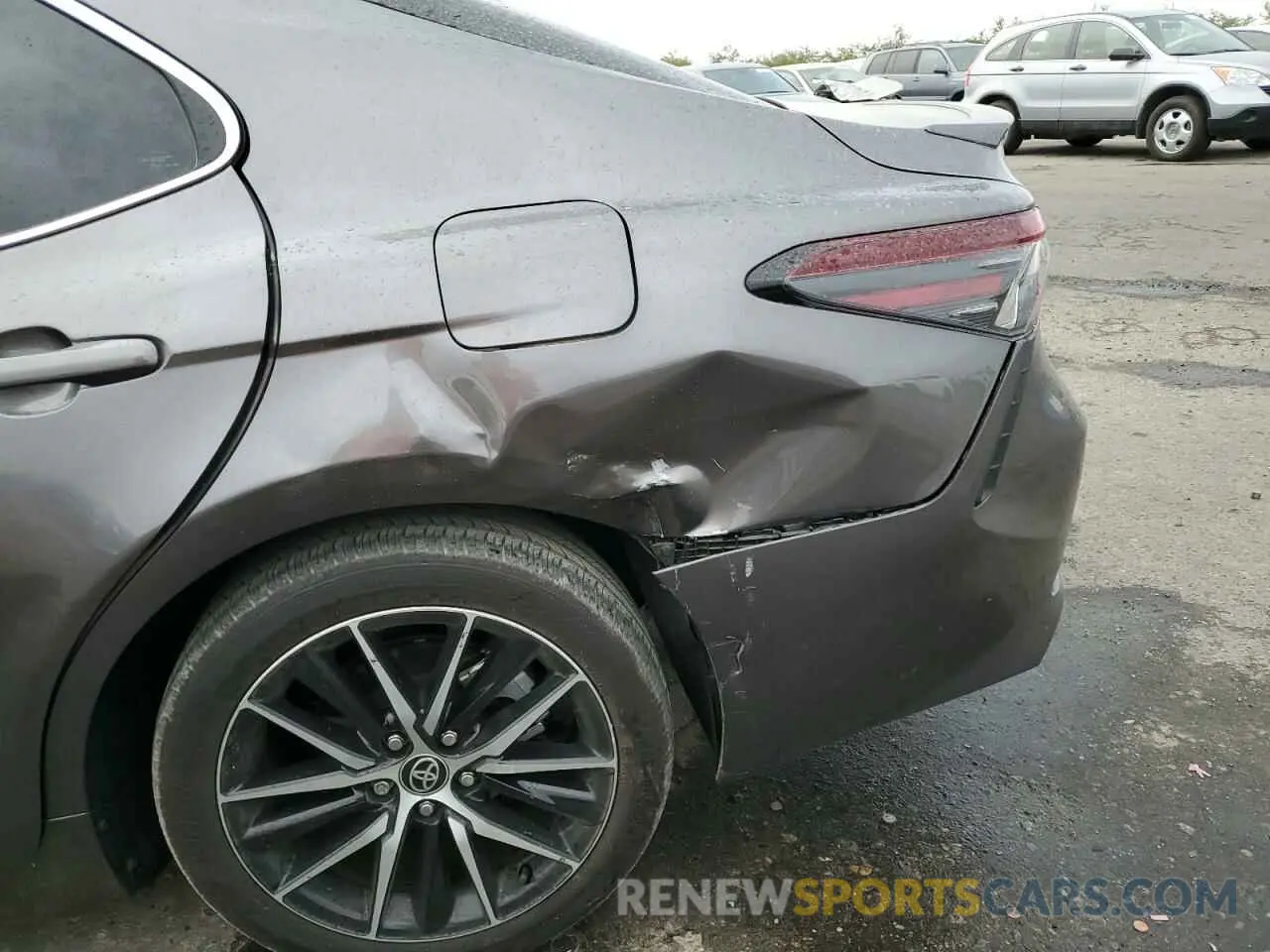 10 fotografías del automóvil dañado 4T1G11AK1MU494042 TOYOTA CAMRY 2021