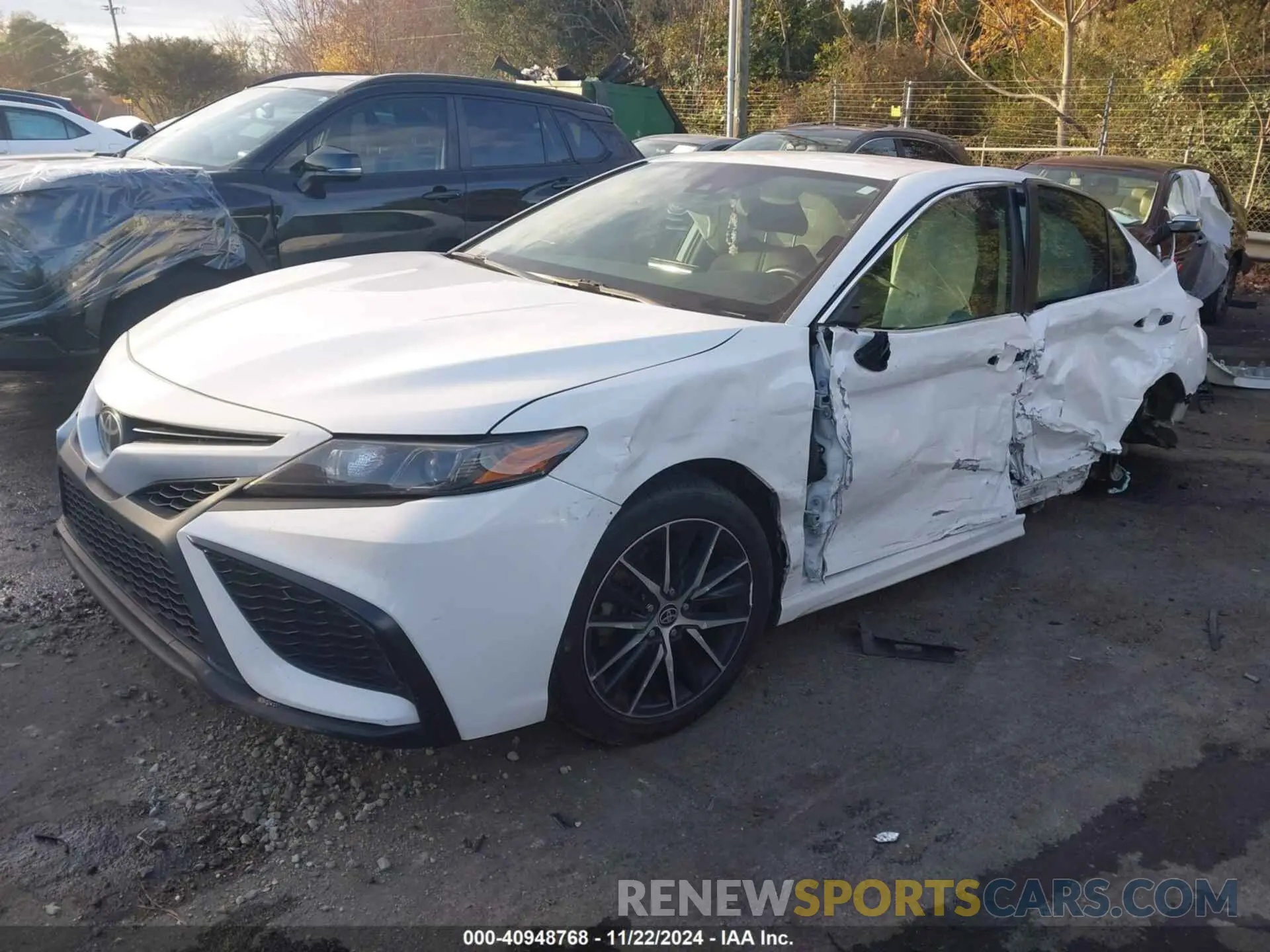 2 fotografías del automóvil dañado 4T1G11AK1MU514662 TOYOTA CAMRY 2021