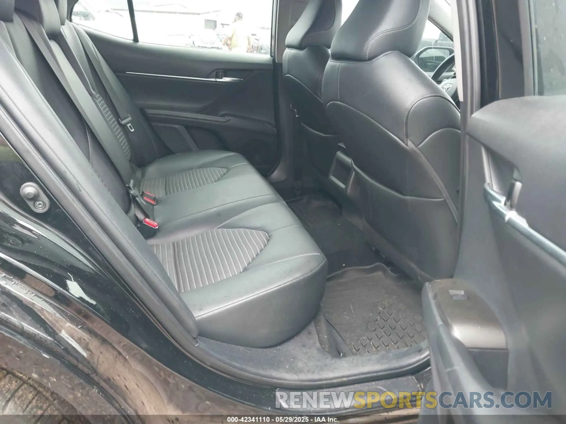 8 fotografías del automóvil dañado 4T1G11AK1MU517769 TOYOTA CAMRY 2021