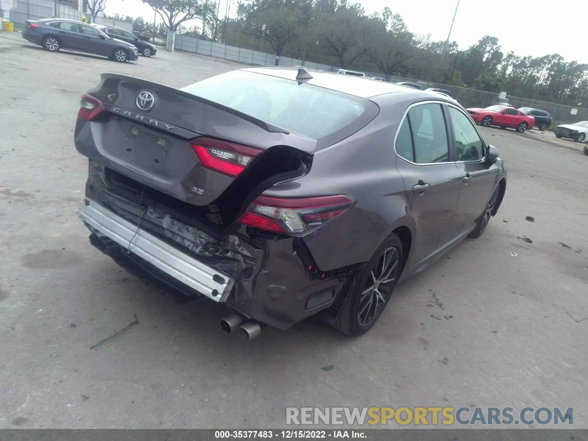 4 fotografías del automóvil dañado 4T1G11AK1MU542655 TOYOTA CAMRY 2021