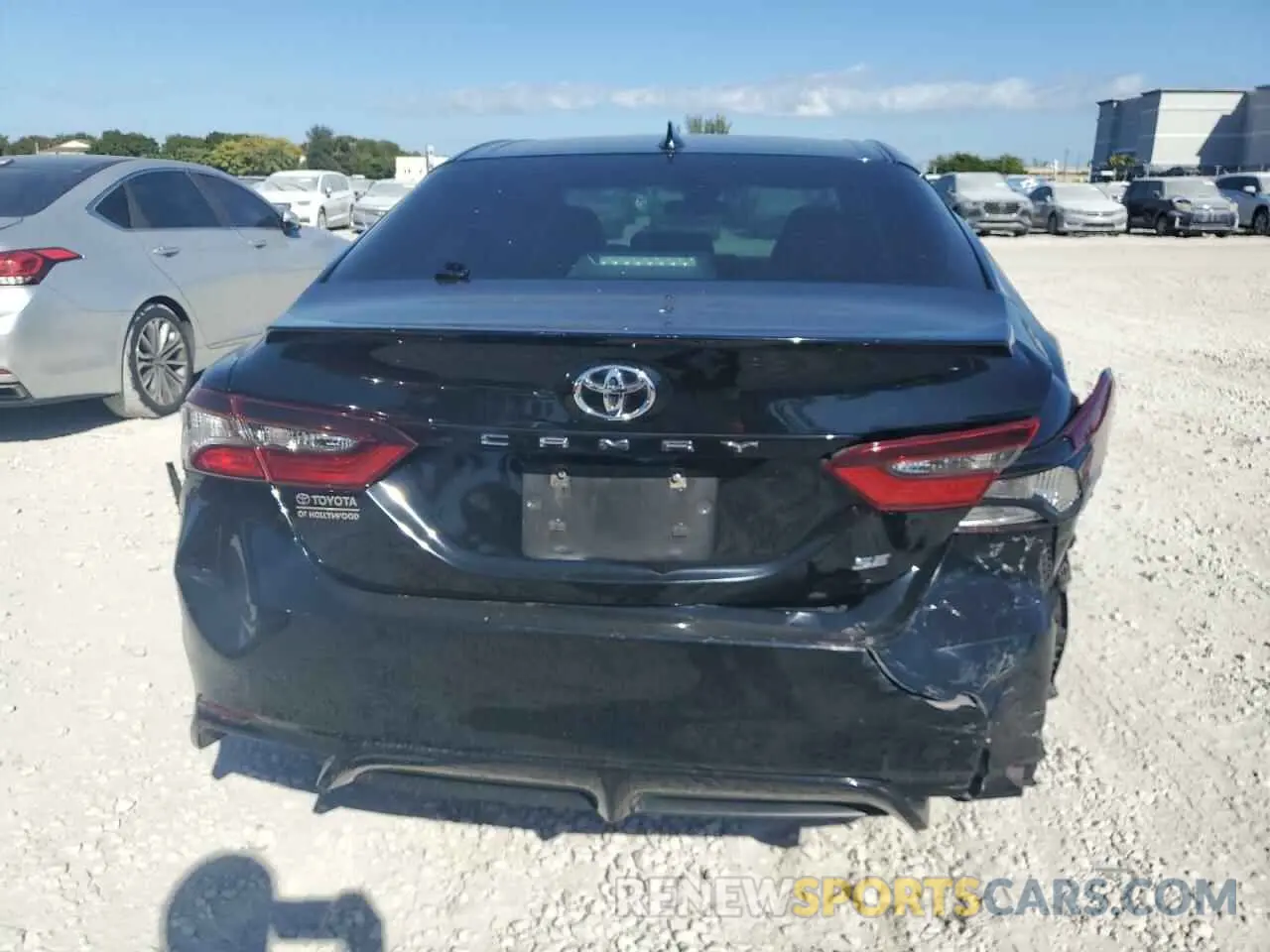 6 fotografías del automóvil dañado 4T1G11AK1MU551646 TOYOTA CAMRY 2021