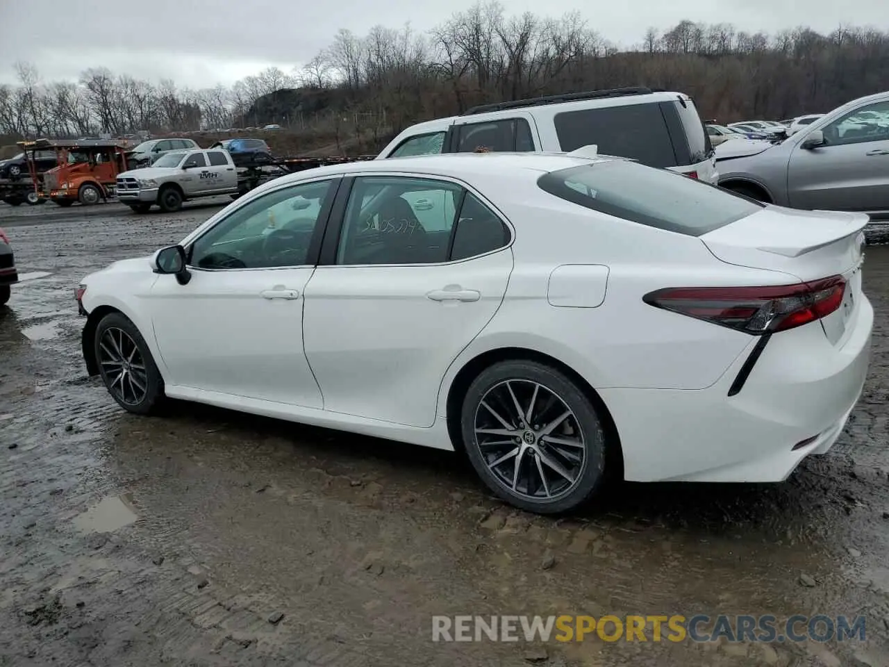2 fotografías del automóvil dañado 4T1G11AK1MU552506 TOYOTA CAMRY 2021