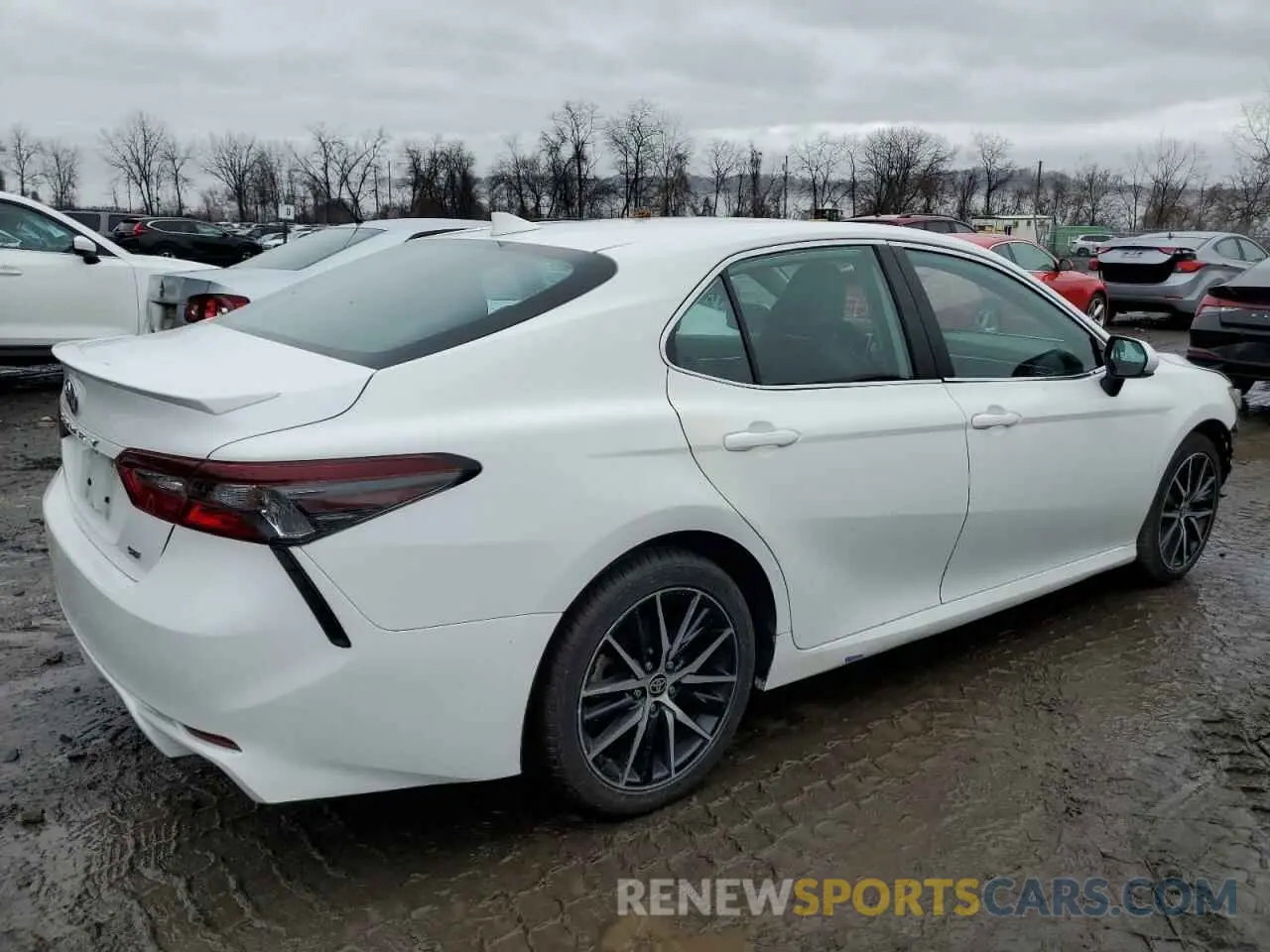 3 fotografías del automóvil dañado 4T1G11AK1MU552506 TOYOTA CAMRY 2021