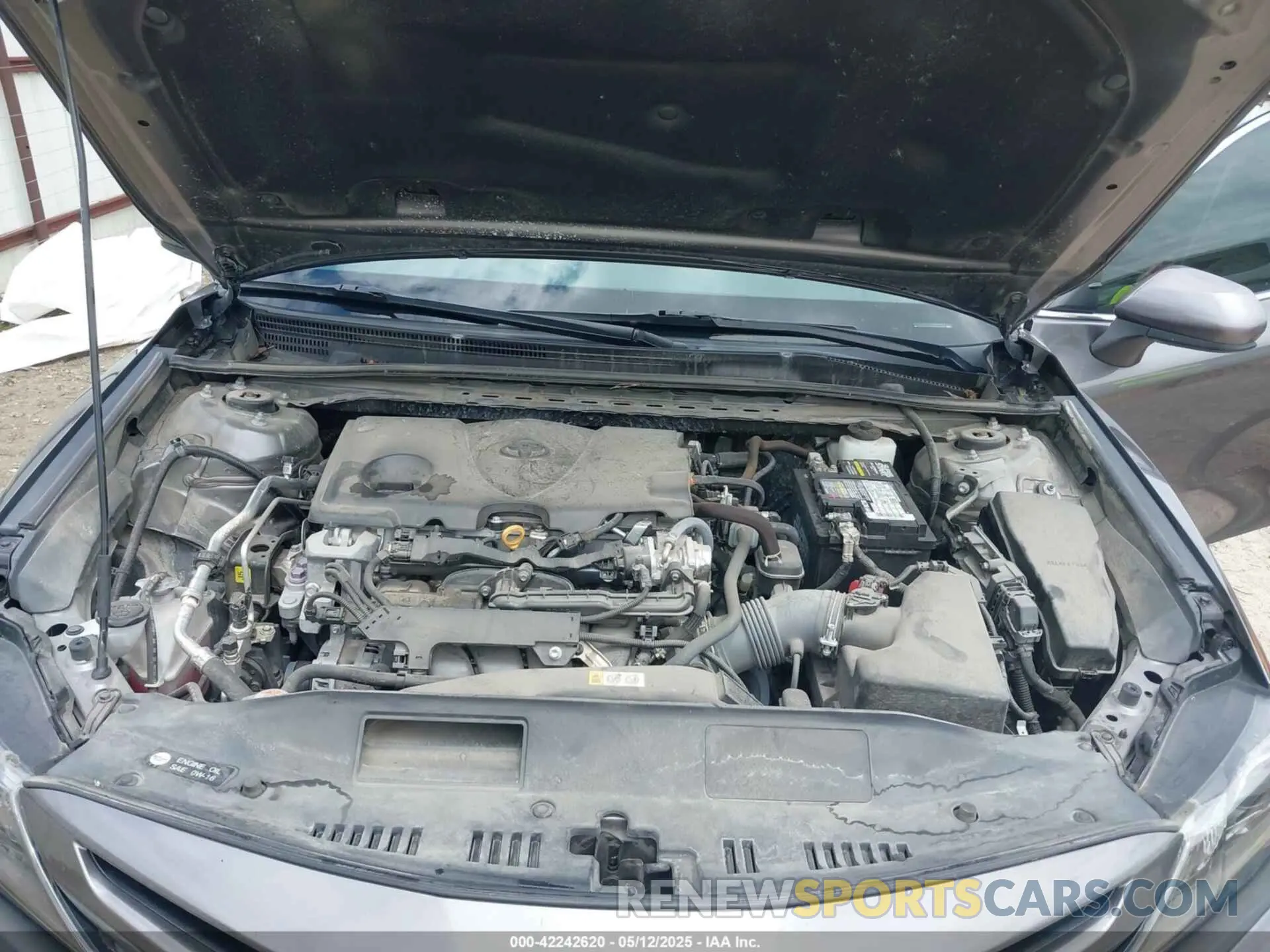 10 fotografías del automóvil dañado 4T1G11AK1MU570911 TOYOTA CAMRY 2021