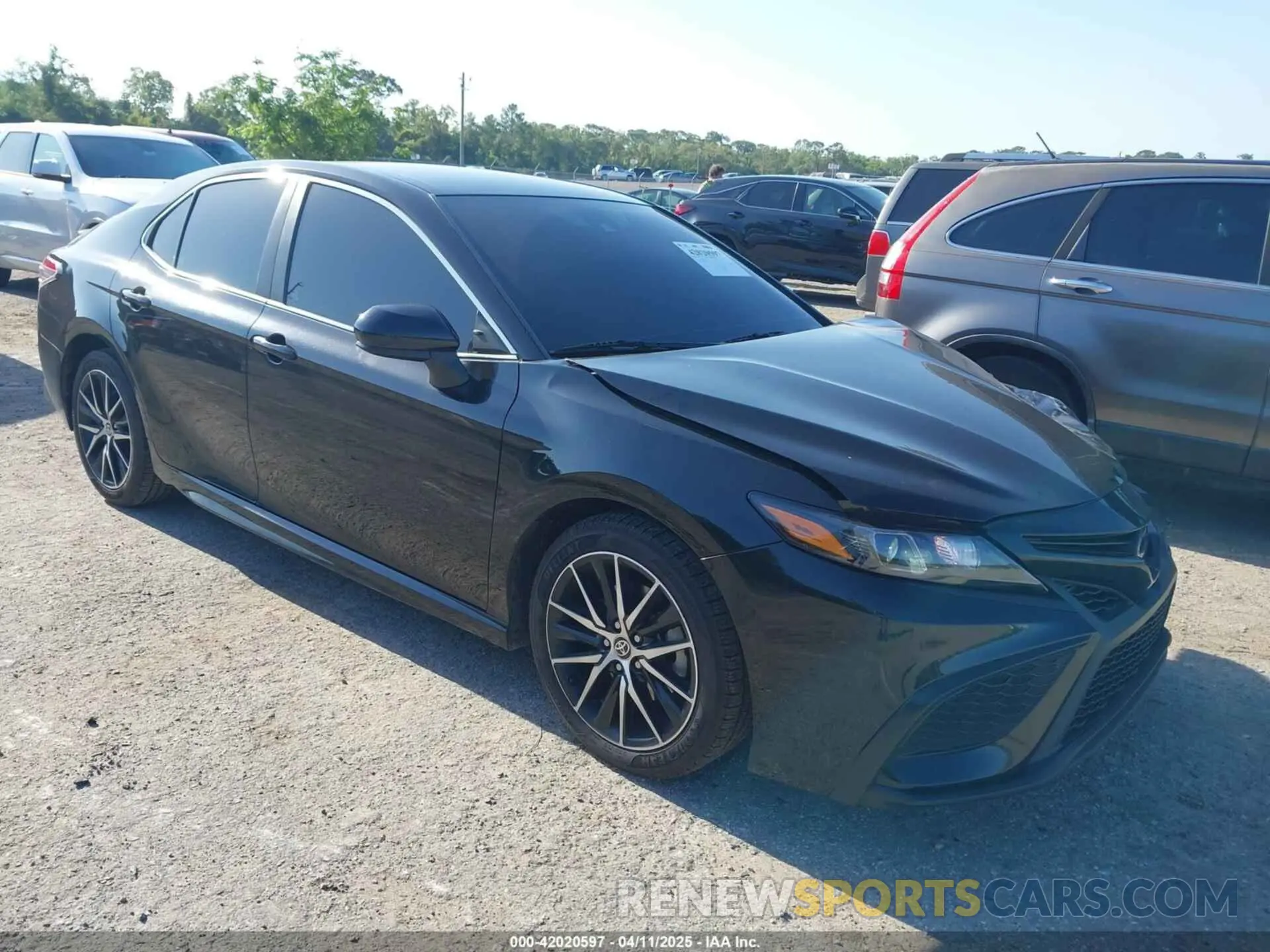 1 fotografías del automóvil dañado 4T1G11AK1MU602787 TOYOTA CAMRY 2021