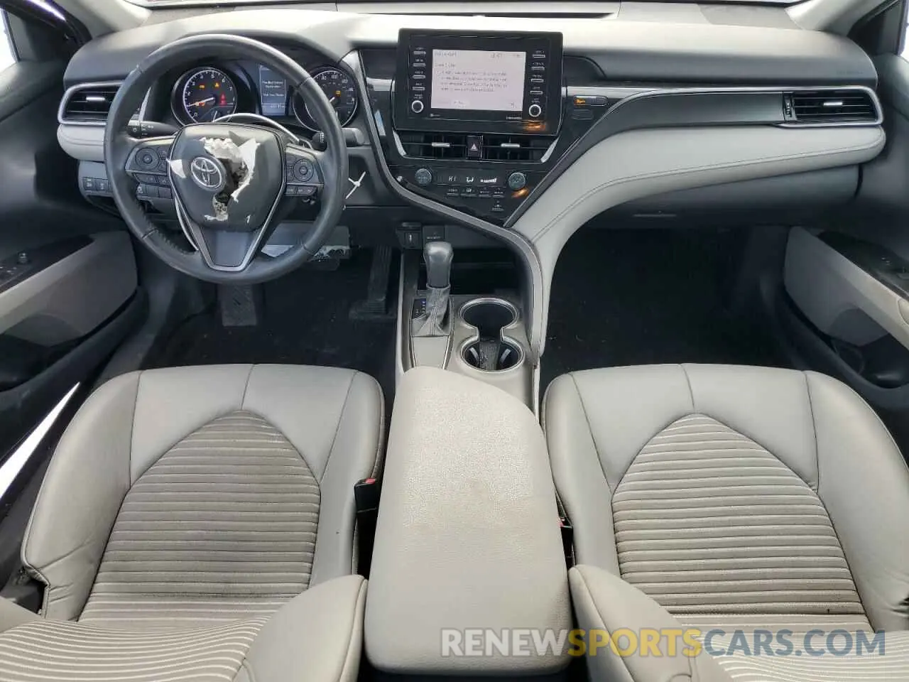8 fotografías del automóvil dañado 4T1G11AK1MU607858 TOYOTA CAMRY 2021