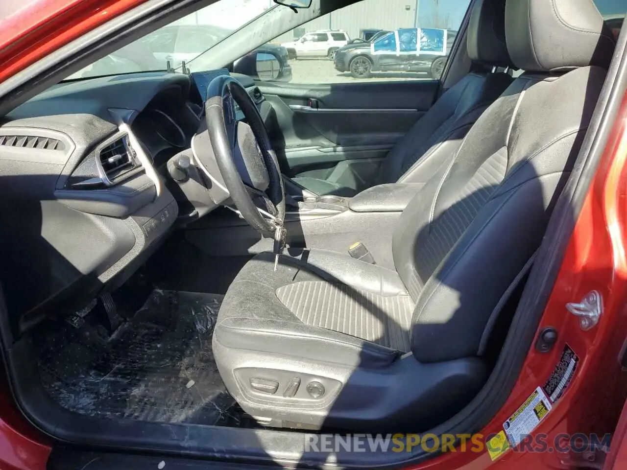 7 fotografías del automóvil dañado 4T1G11AK2MU402629 TOYOTA CAMRY 2021