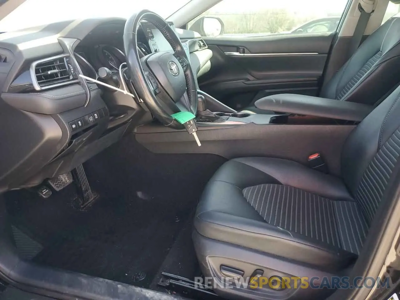 7 fotografías del automóvil dañado 4T1G11AK2MU407295 TOYOTA CAMRY 2021