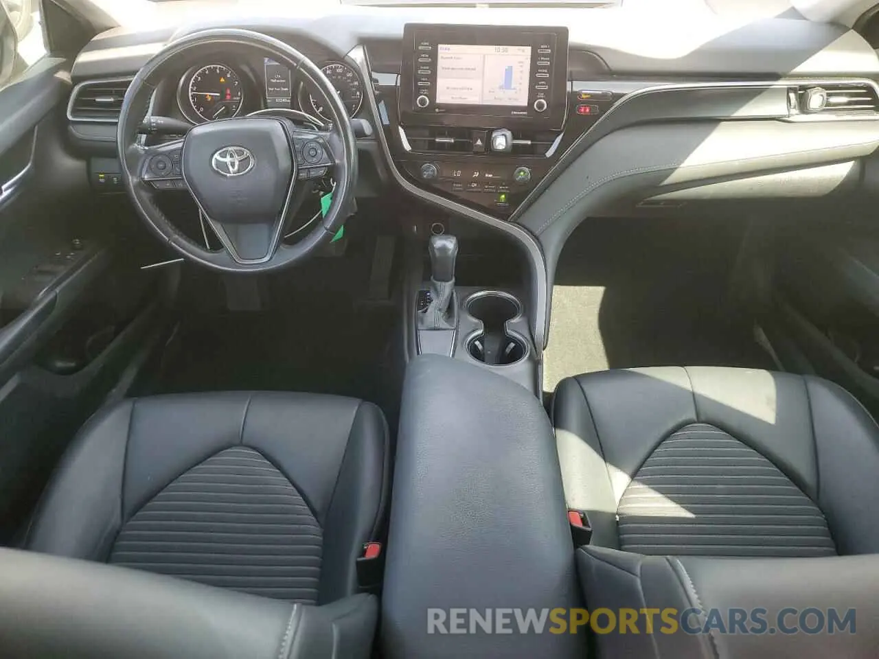 8 fotografías del automóvil dañado 4T1G11AK2MU407295 TOYOTA CAMRY 2021