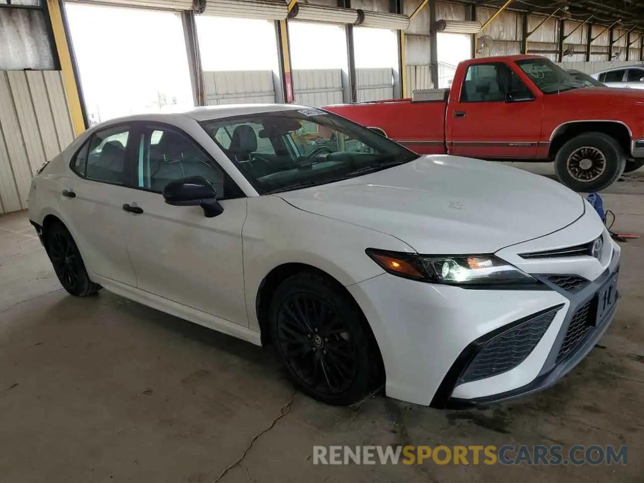 4 fotografías del automóvil dañado 4T1G11AK2MU431449 TOYOTA CAMRY 2021