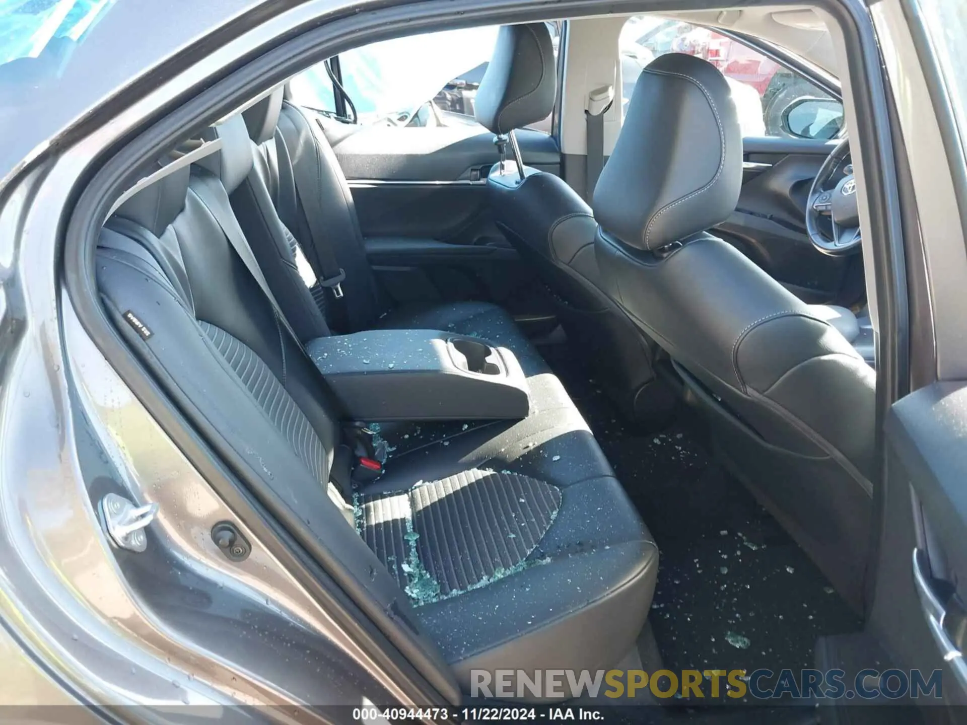 8 fotografías del automóvil dañado 4T1G11AK2MU440538 TOYOTA CAMRY 2021