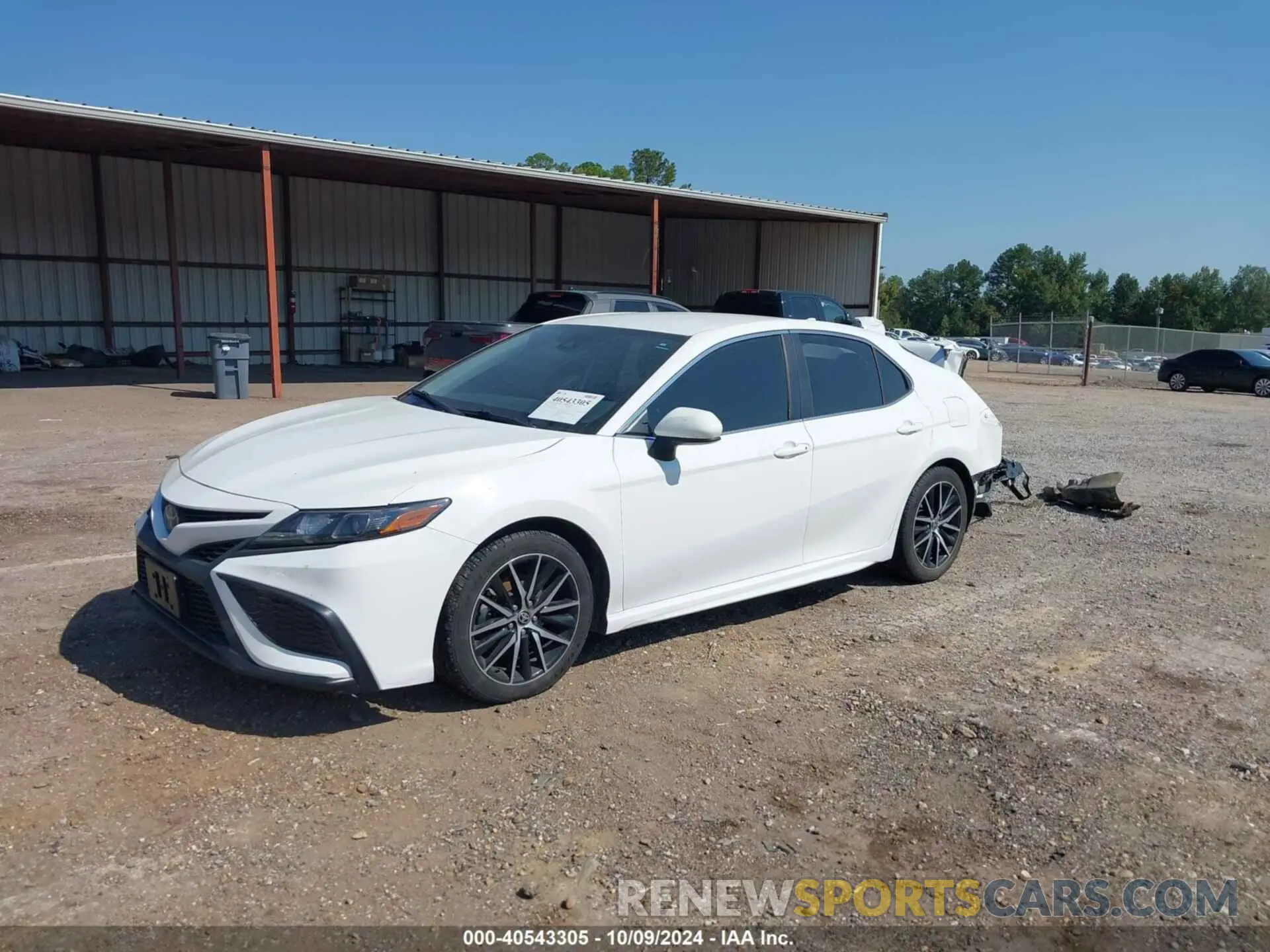 2 fotografías del automóvil dañado 4T1G11AK2MU444928 TOYOTA CAMRY 2021