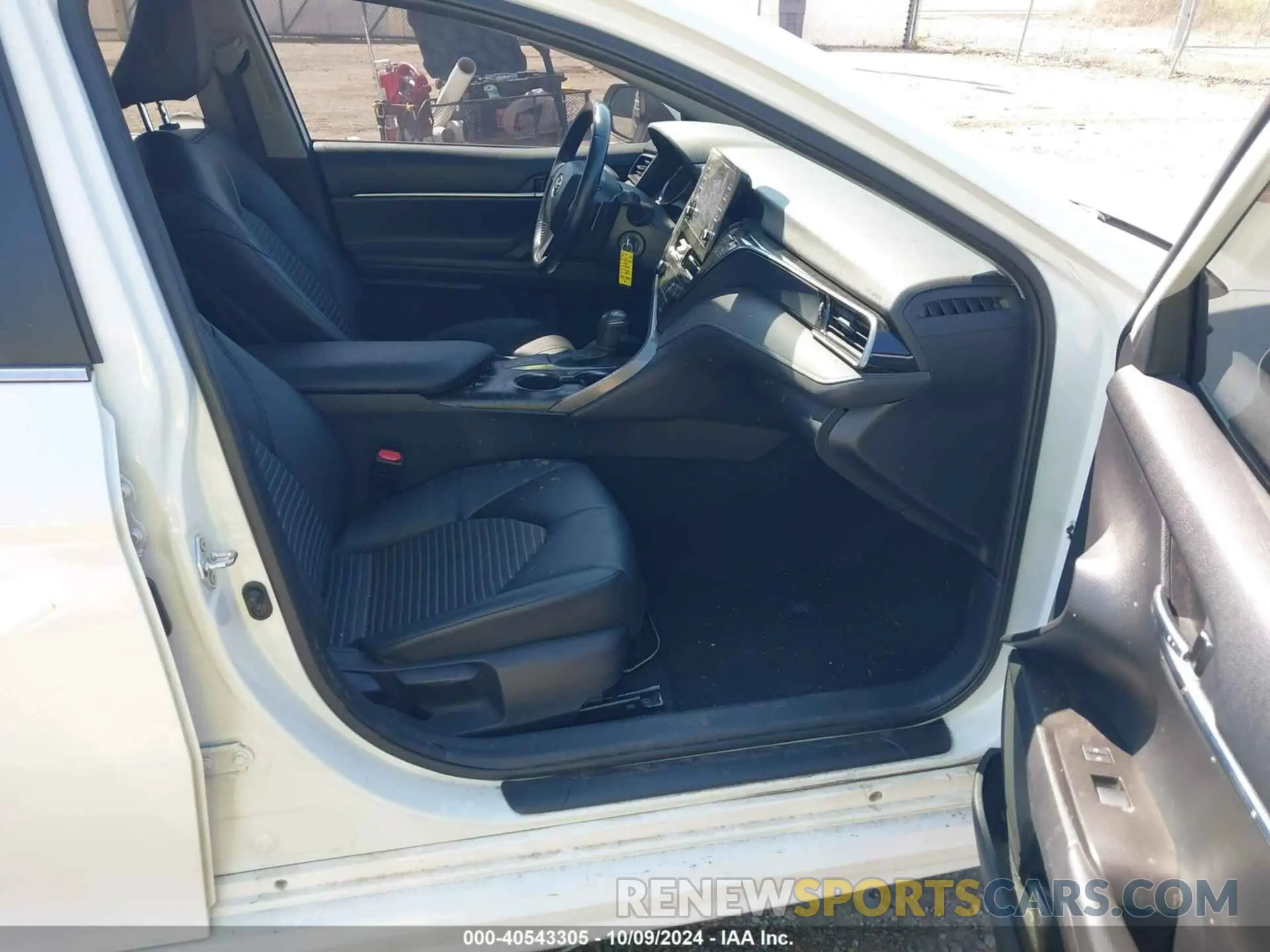 5 fotografías del automóvil dañado 4T1G11AK2MU444928 TOYOTA CAMRY 2021