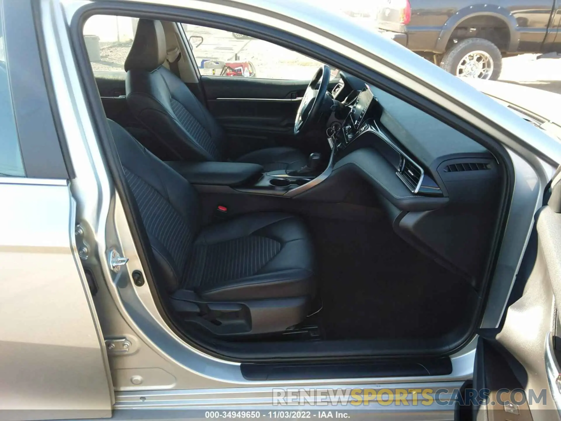 5 fotografías del automóvil dañado 4T1G11AK2MU448056 TOYOTA CAMRY 2021