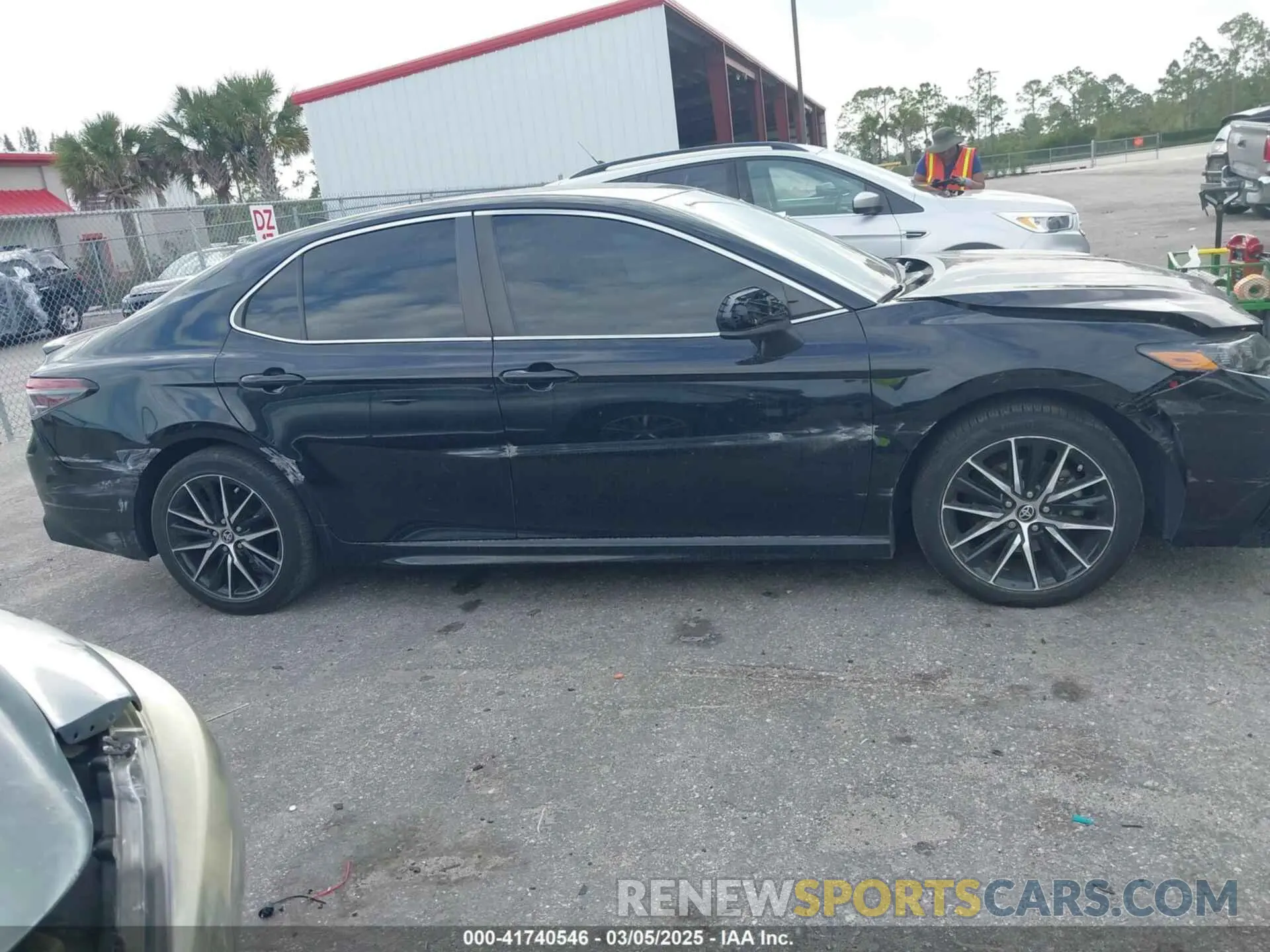 13 fotografías del automóvil dañado 4T1G11AK2MU471174 TOYOTA CAMRY 2021