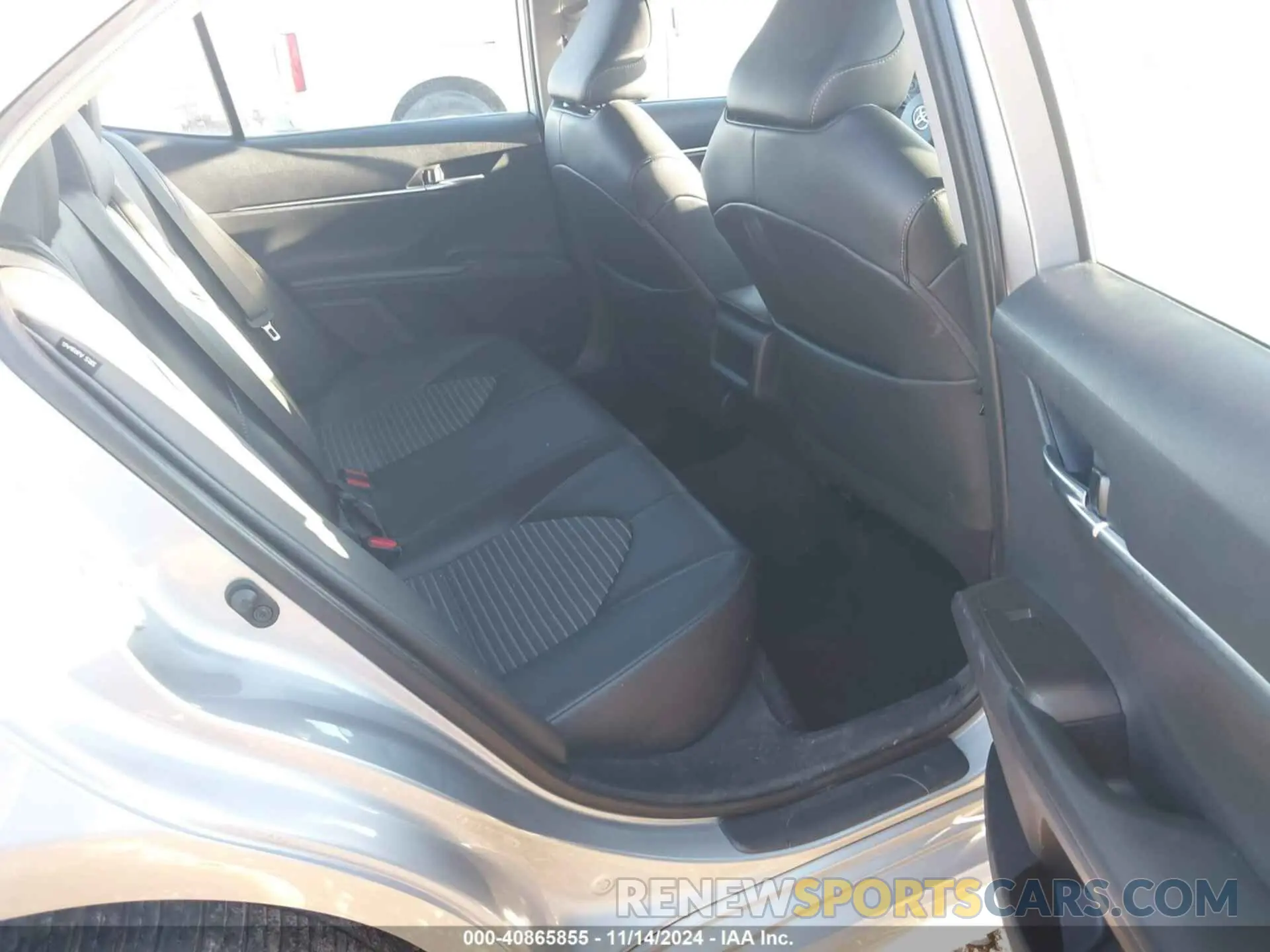 8 fotografías del automóvil dañado 4T1G11AK2MU523726 TOYOTA CAMRY 2021