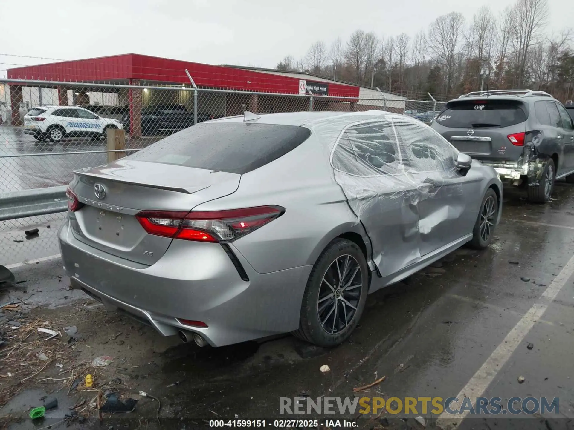 4 fotografías del automóvil dañado 4T1G11AK2MU530613 TOYOTA CAMRY 2021