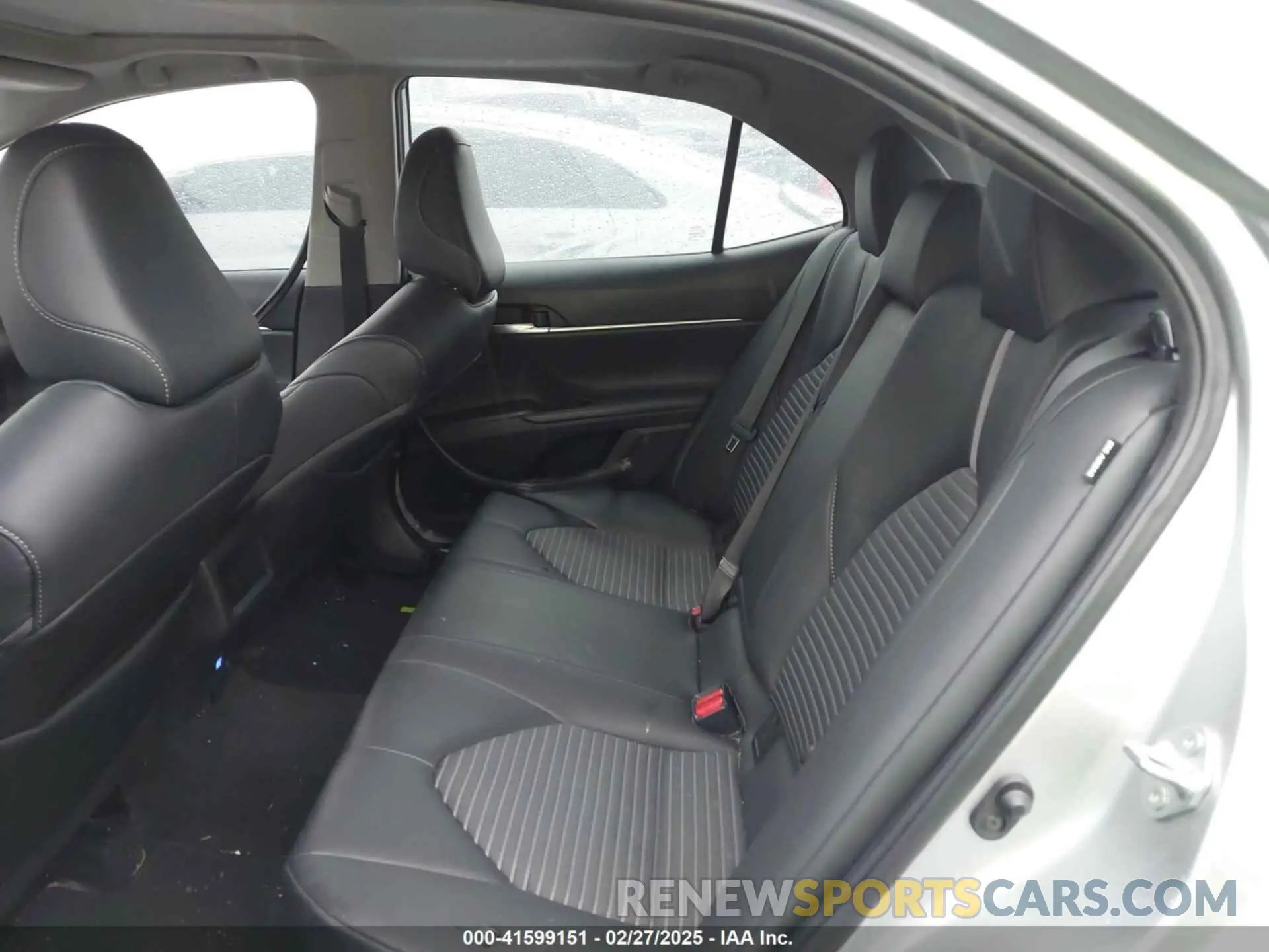 8 fotografías del automóvil dañado 4T1G11AK2MU530613 TOYOTA CAMRY 2021