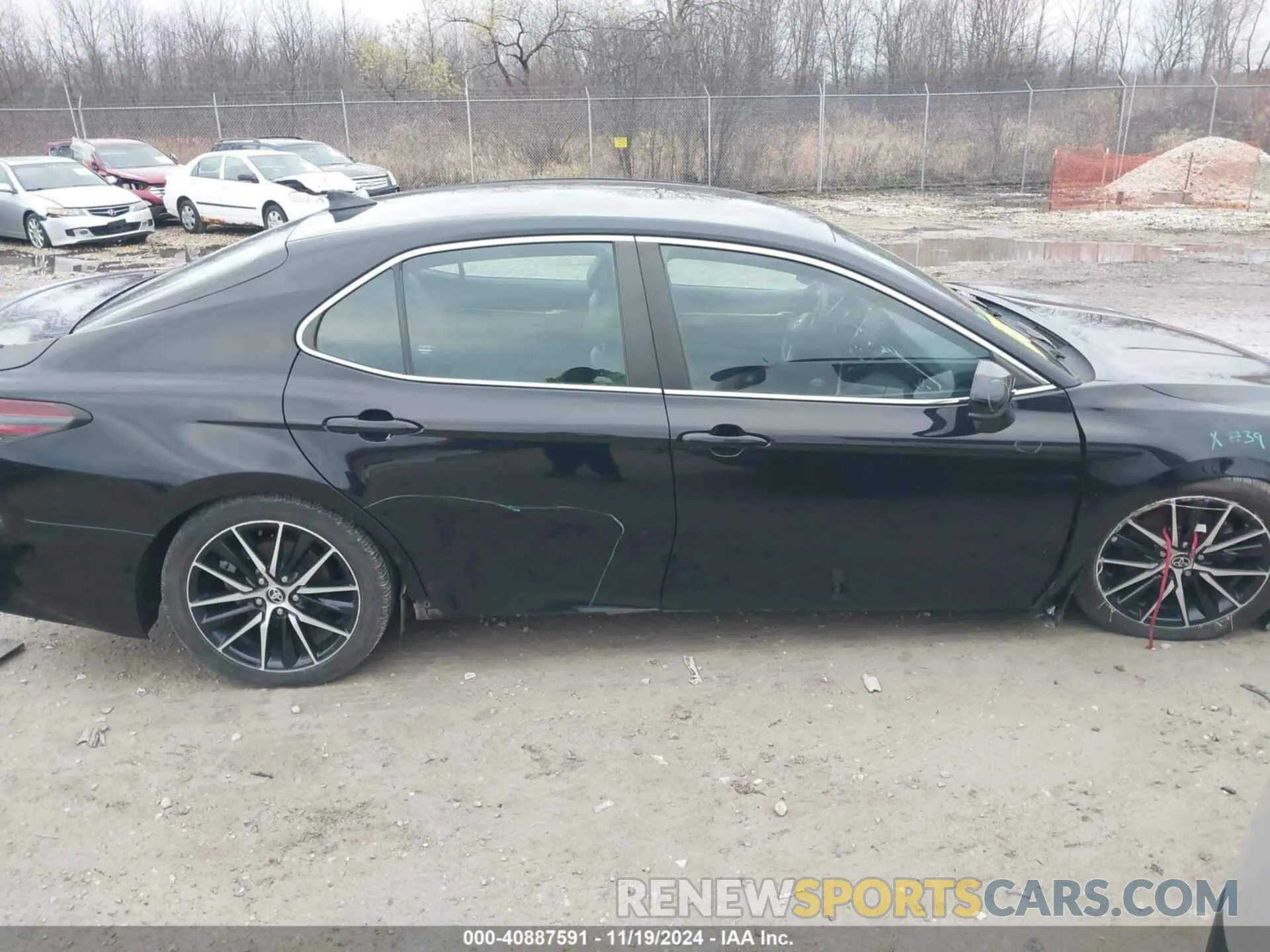 14 fotografías del automóvil dañado 4T1G11AK2MU541031 TOYOTA CAMRY 2021