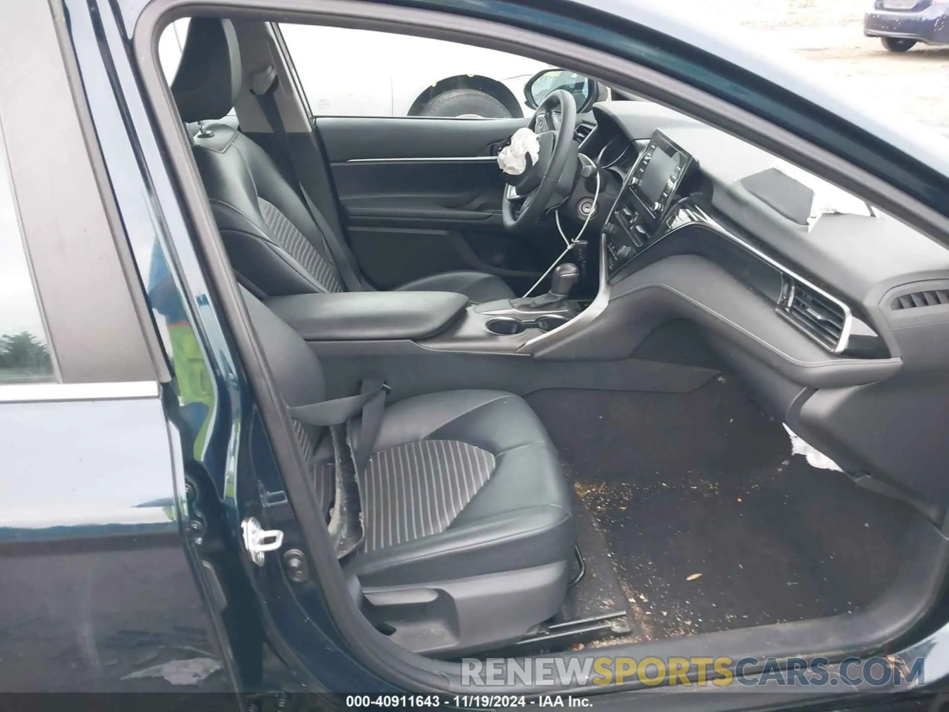 5 fotografías del automóvil dañado 4T1G11AK2MU542437 TOYOTA CAMRY 2021