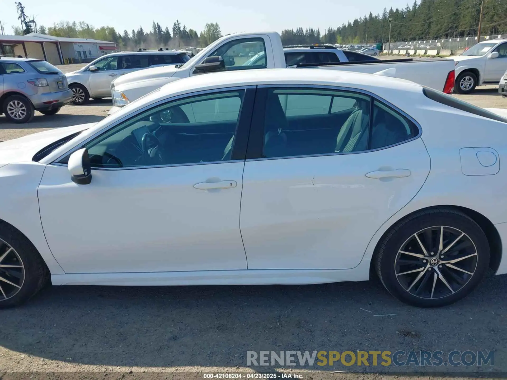 15 fotografías del automóvil dañado 4T1G11AK2MU547086 TOYOTA CAMRY 2021
