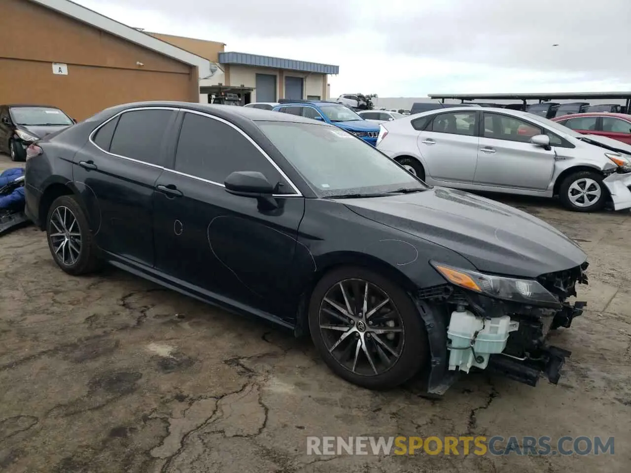 4 fotografías del automóvil dañado 4T1G11AK2MU550358 TOYOTA CAMRY 2021