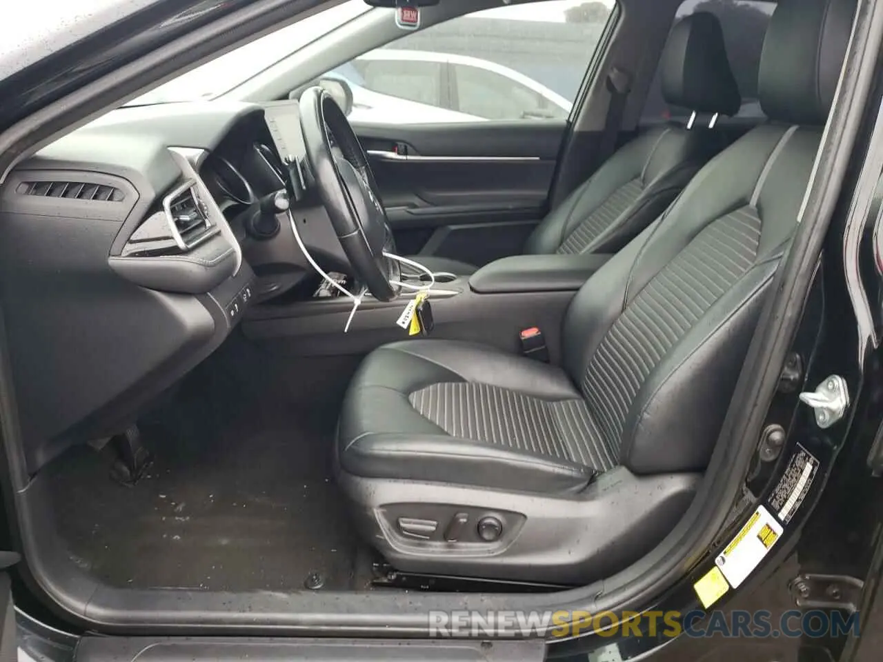 7 fotografías del automóvil dañado 4T1G11AK2MU550358 TOYOTA CAMRY 2021