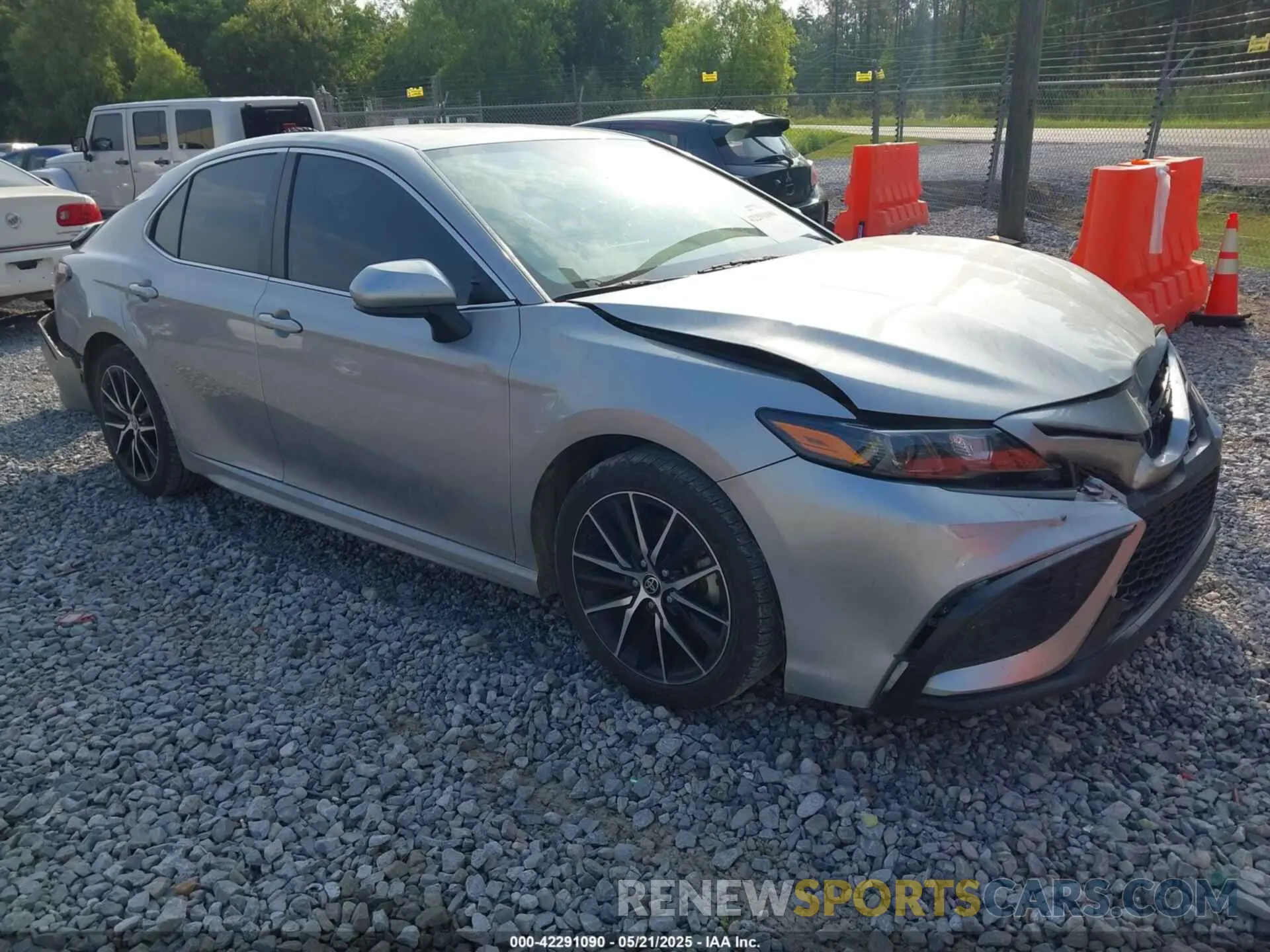 1 fotografías del automóvil dañado 4T1G11AK2MU556919 TOYOTA CAMRY 2021