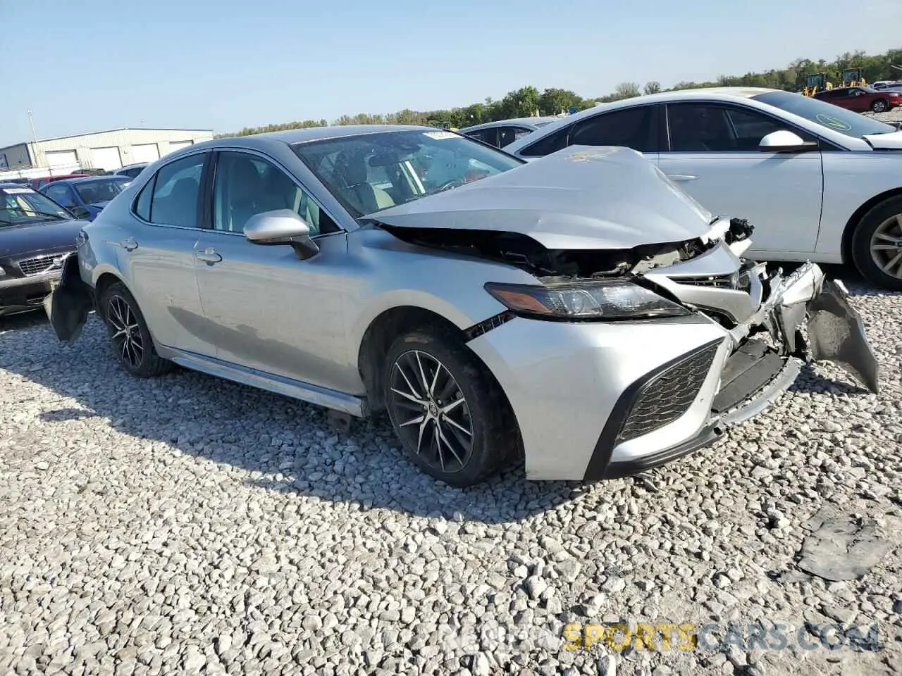 4 fotografías del automóvil dañado 4T1G11AK2MU559321 TOYOTA CAMRY 2021