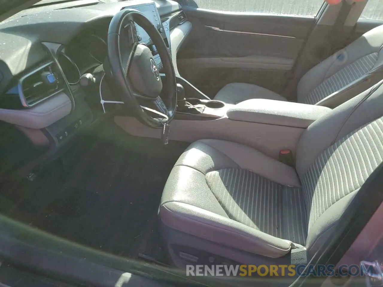 7 fotografías del automóvil dañado 4T1G11AK2MU559321 TOYOTA CAMRY 2021