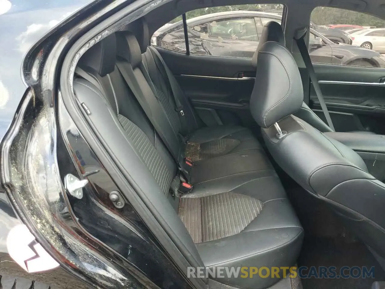 10 fotografías del automóvil dañado 4T1G11AK2MU563031 TOYOTA CAMRY 2021
