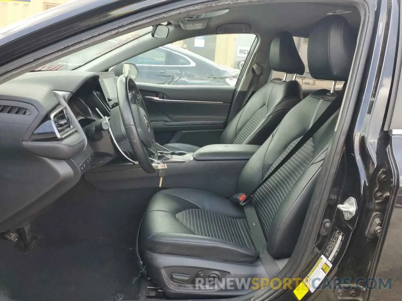 7 fotografías del automóvil dañado 4T1G11AK2MU563031 TOYOTA CAMRY 2021
