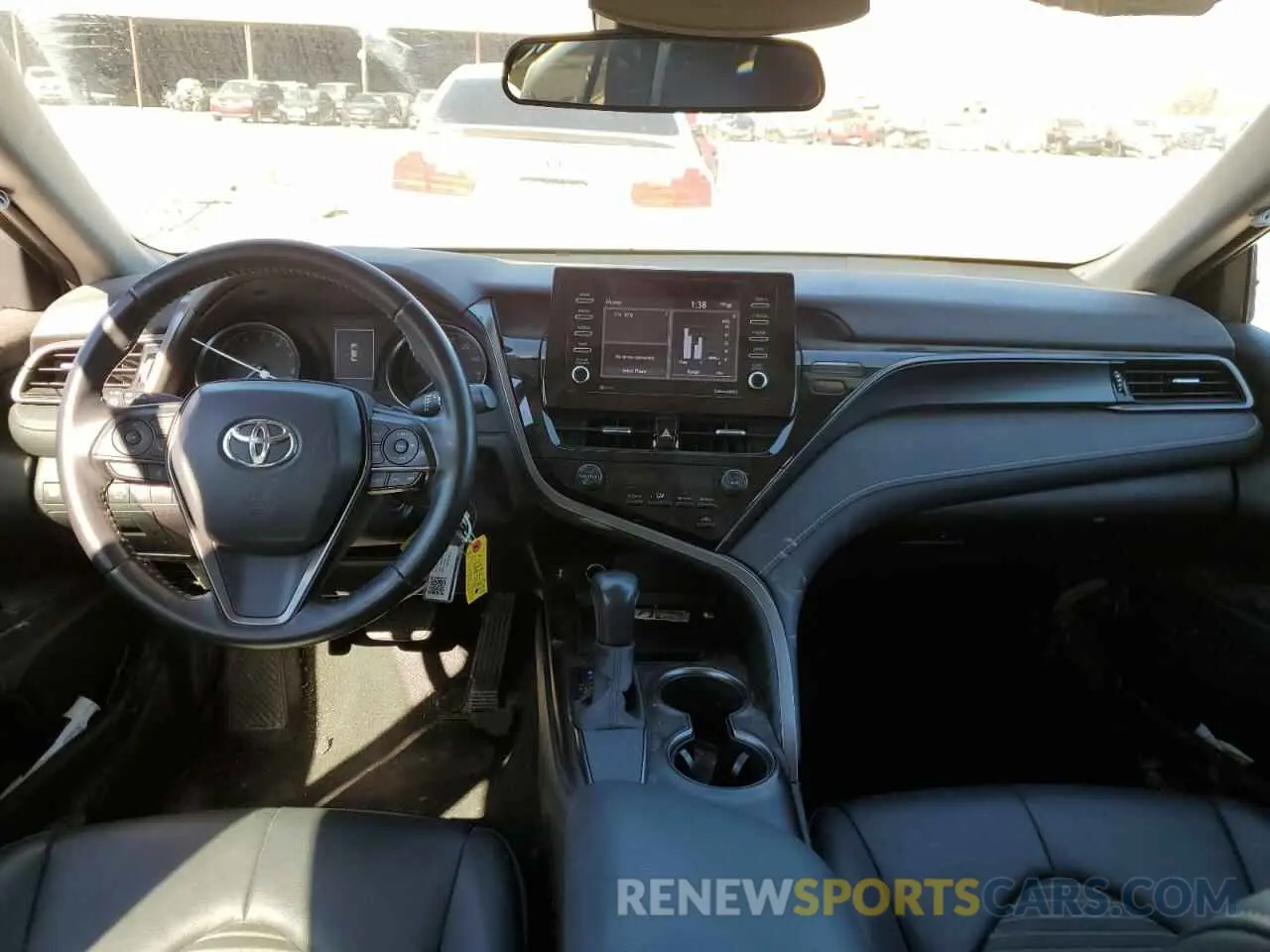 8 fotografías del automóvil dañado 4T1G11AK3MU408214 TOYOTA CAMRY 2021