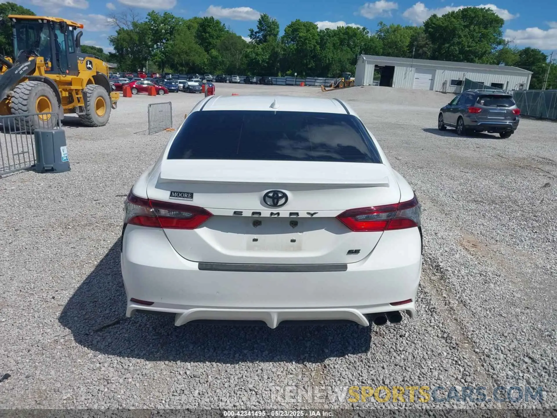 16 fotografías del automóvil dañado 4T1G11AK3MU410111 TOYOTA CAMRY 2021