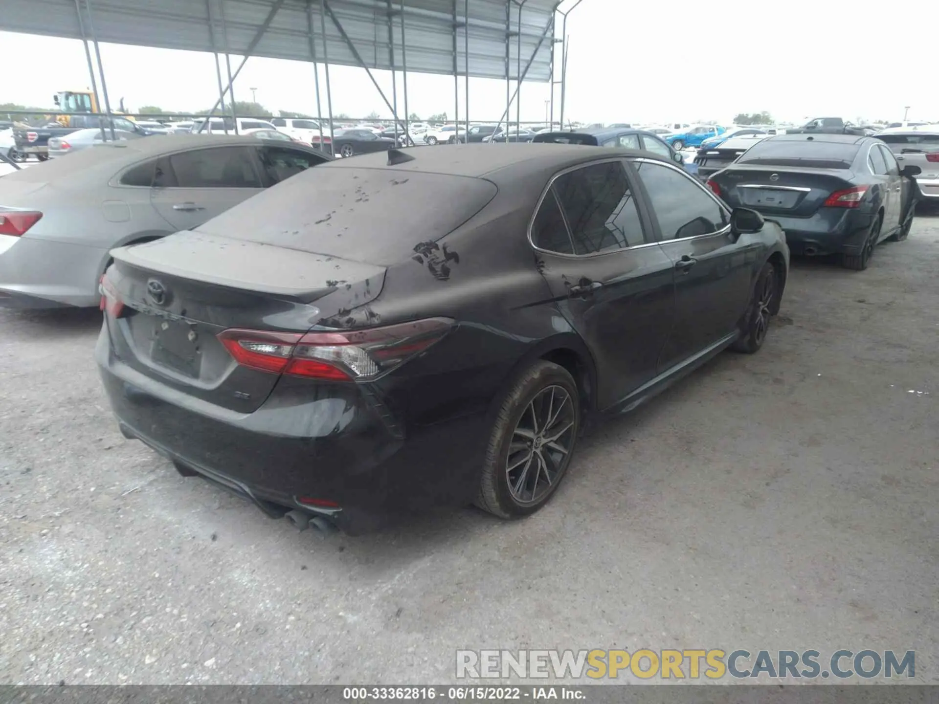 4 fotografías del automóvil dañado 4T1G11AK3MU420766 TOYOTA CAMRY 2021