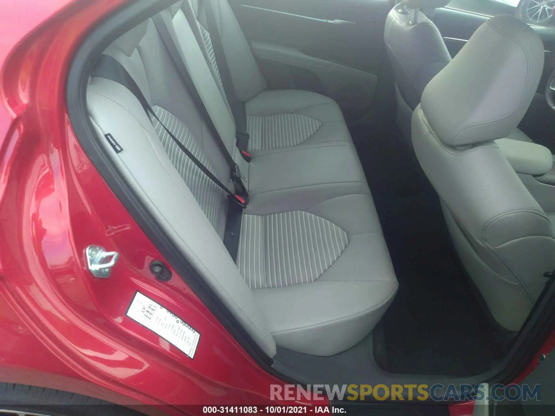8 fotografías del automóvil dañado 4T1G11AK3MU428513 TOYOTA CAMRY 2021