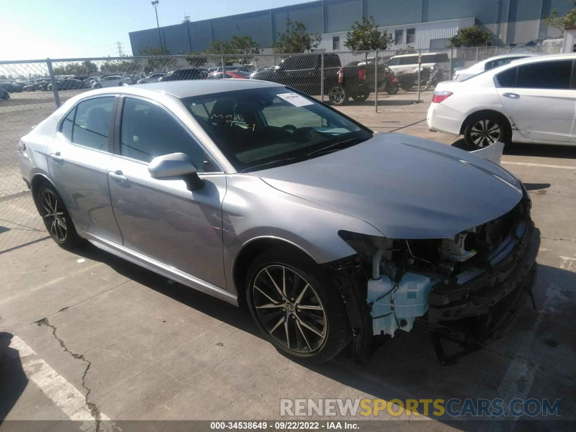 1 fotografías del automóvil dañado 4T1G11AK3MU430150 TOYOTA CAMRY 2021