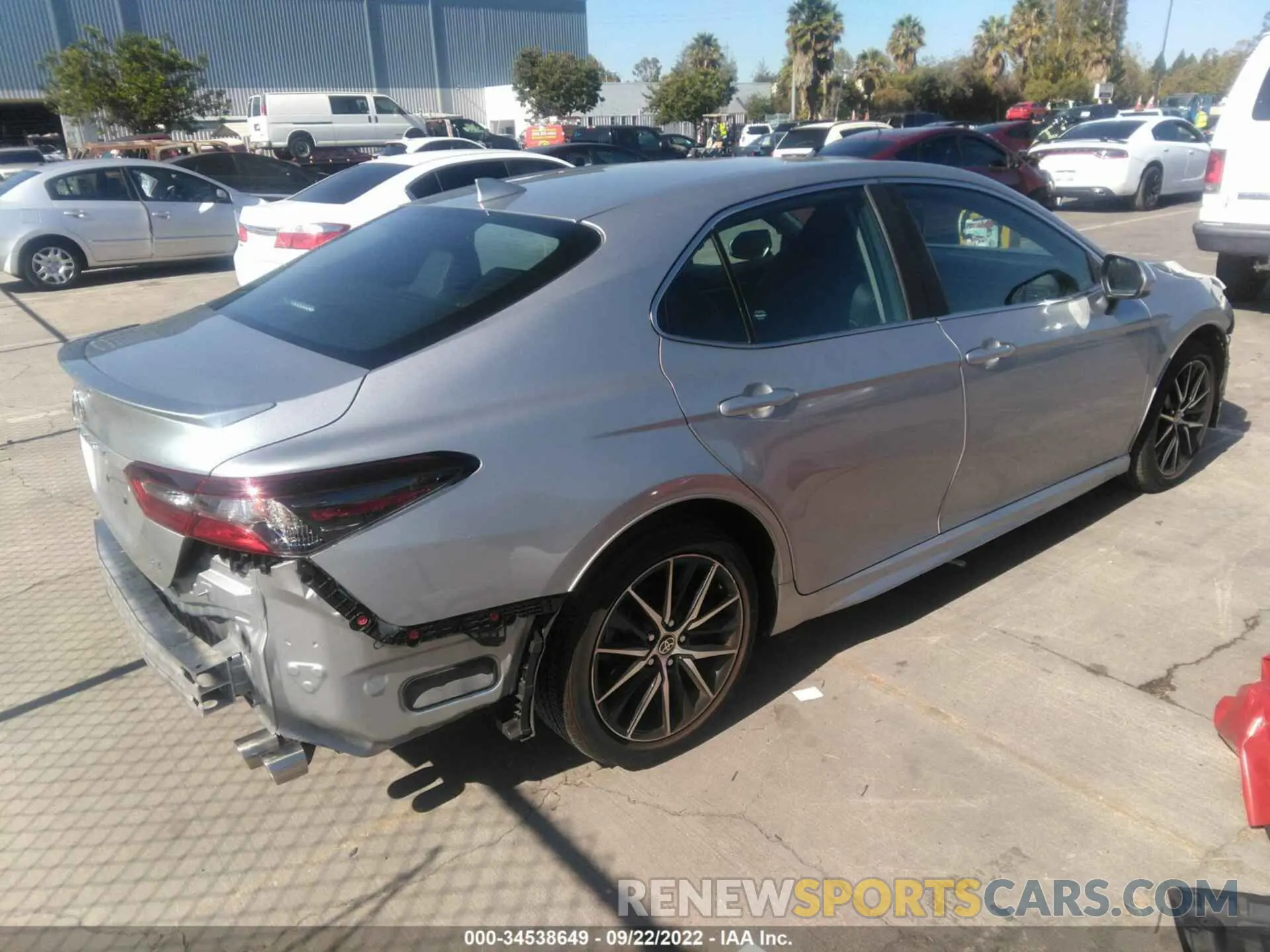 4 fotografías del automóvil dañado 4T1G11AK3MU430150 TOYOTA CAMRY 2021