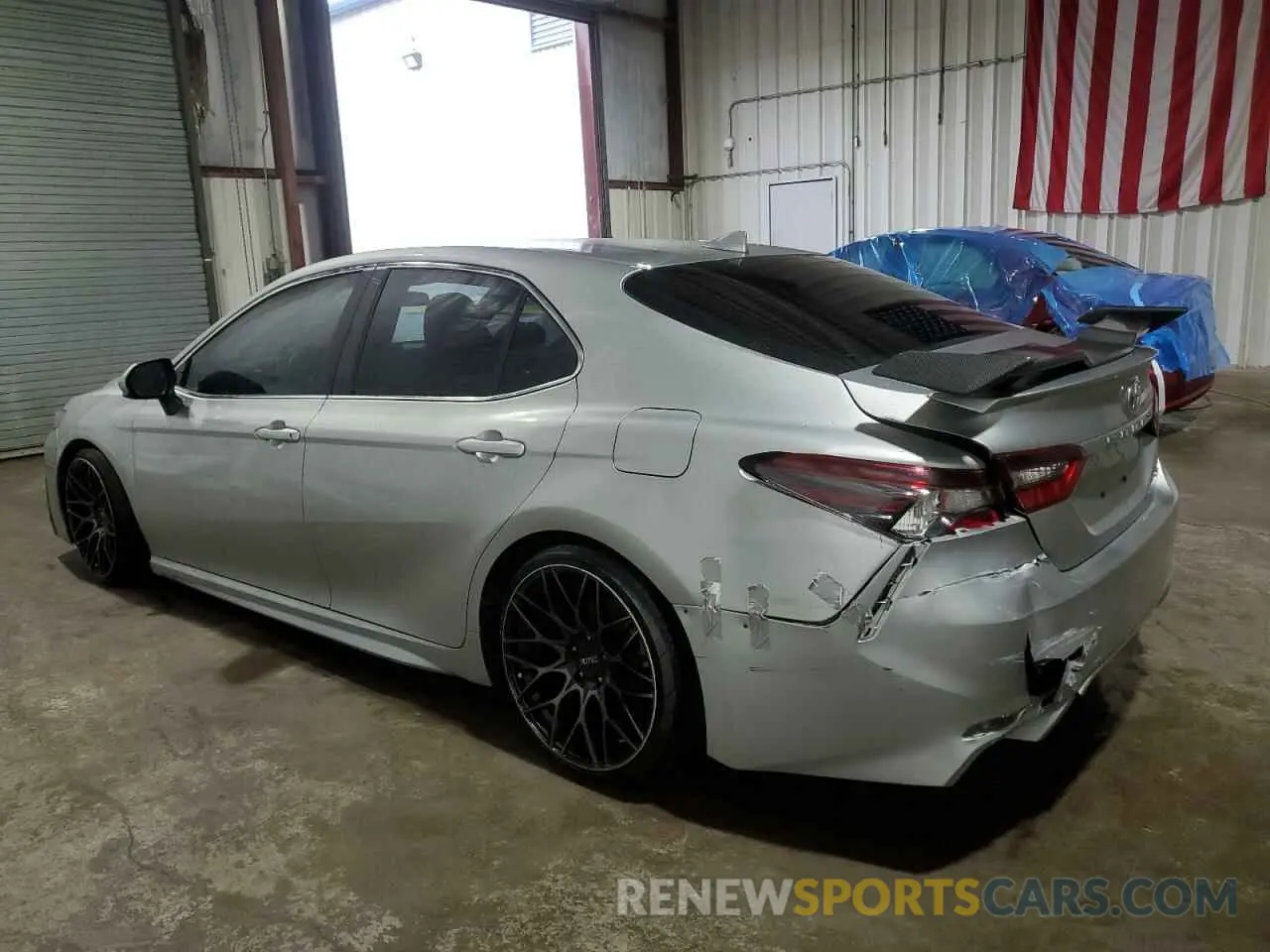 2 fotografías del automóvil dañado 4T1G11AK3MU445019 TOYOTA CAMRY 2021