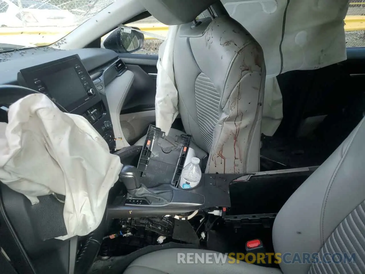 7 fotografías del automóvil dañado 4T1G11AK3MU446171 TOYOTA CAMRY 2021