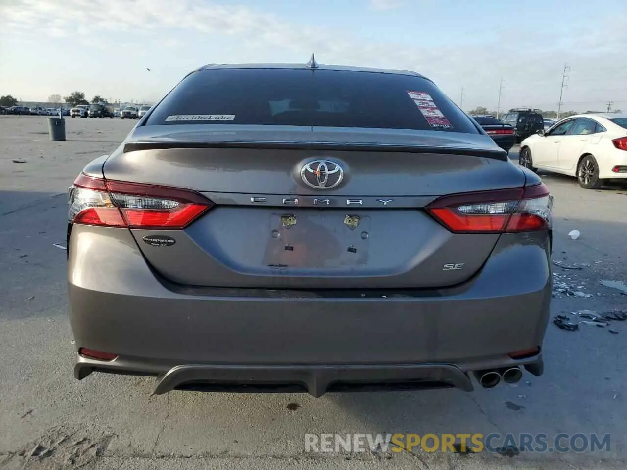 6 fotografías del automóvil dañado 4T1G11AK3MU452049 TOYOTA CAMRY 2021