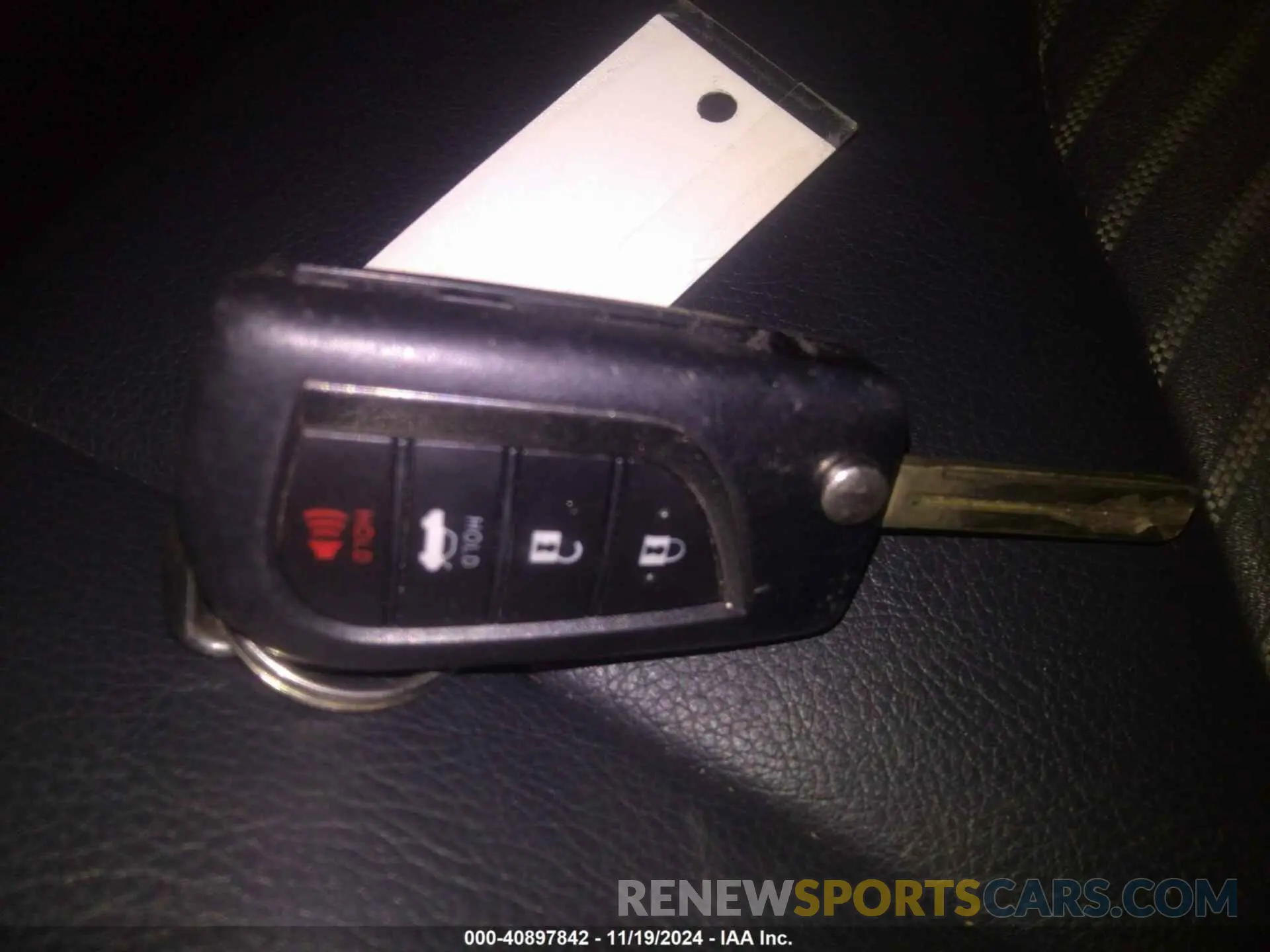11 fotografías del automóvil dañado 4T1G11AK3MU453959 TOYOTA CAMRY 2021