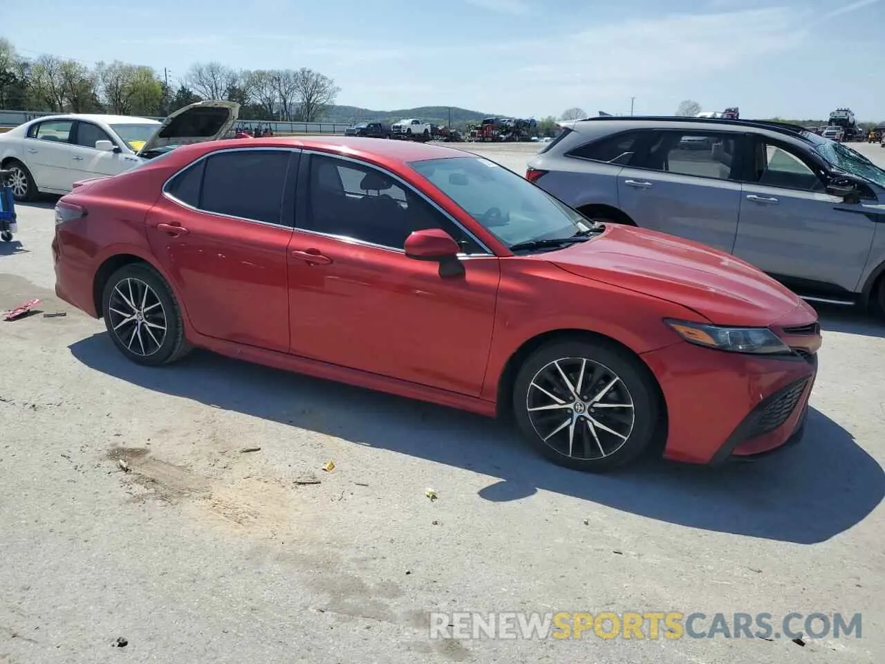 4 fotografías del automóvil dañado 4T1G11AK3MU454920 TOYOTA CAMRY 2021