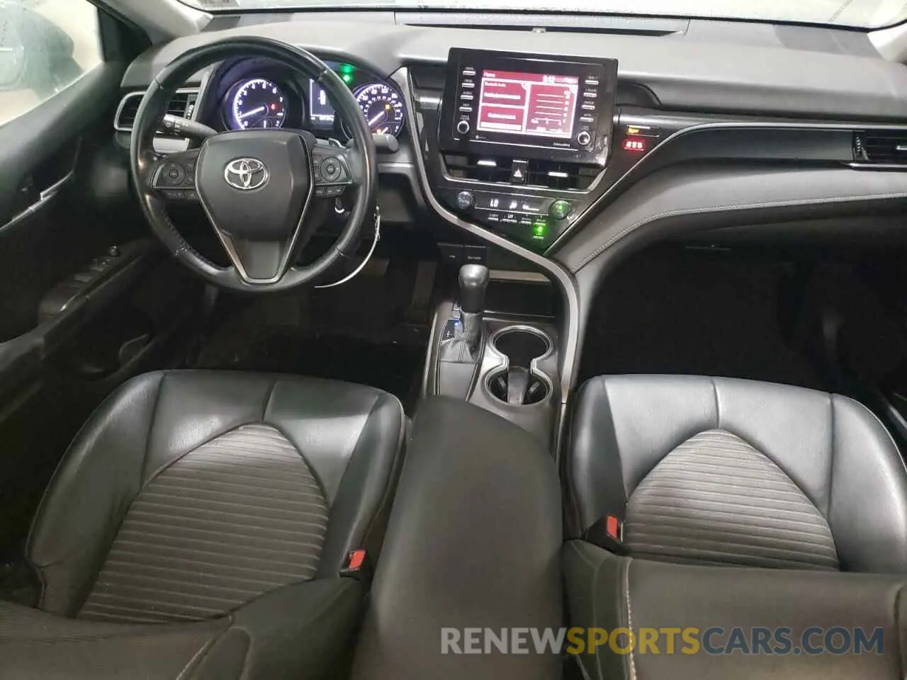 8 fotografías del automóvil dañado 4T1G11AK3MU464136 TOYOTA CAMRY 2021