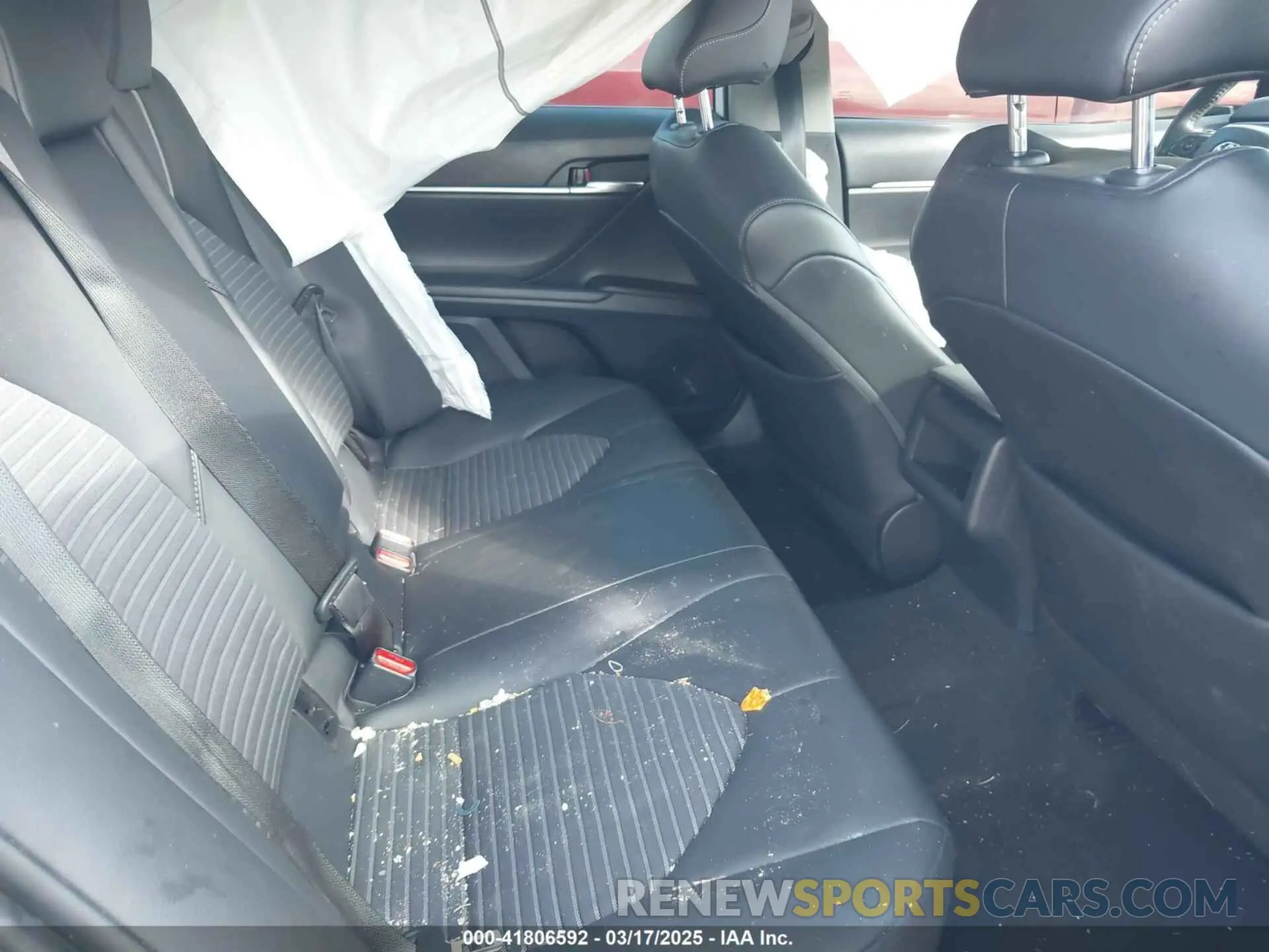 8 fotografías del automóvil dañado 4T1G11AK3MU513464 TOYOTA CAMRY 2021