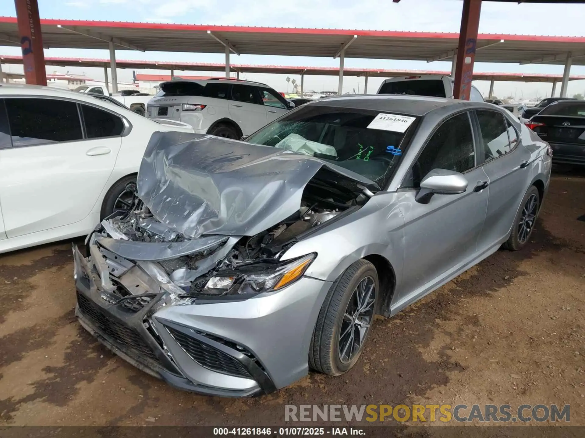 2 fotografías del automóvil dañado 4T1G11AK3MU514758 TOYOTA CAMRY 2021